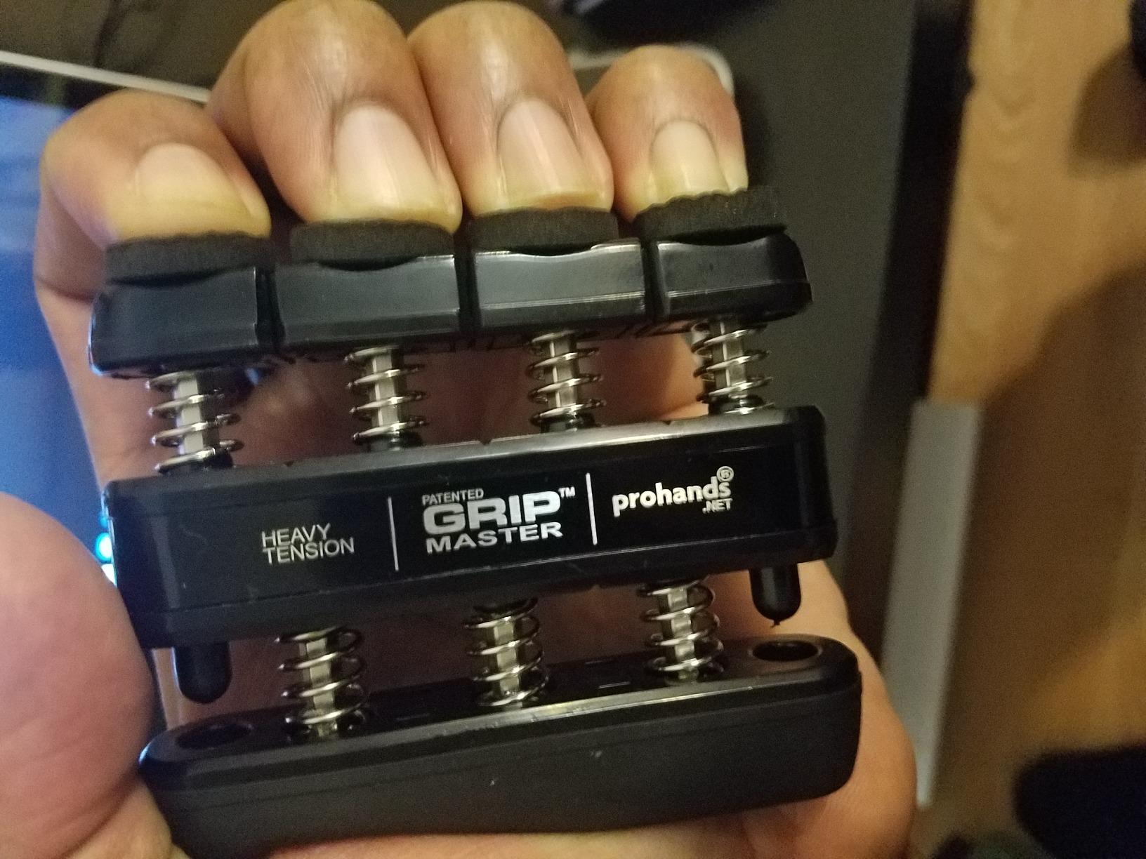 Prohands Gripmaster Hand Exerciser, Finger Exerciser (Hand Grip Strengthener), Spring-Loaded, Finger-Piston System, Isolate & Exercise Each Finger customer photo 1