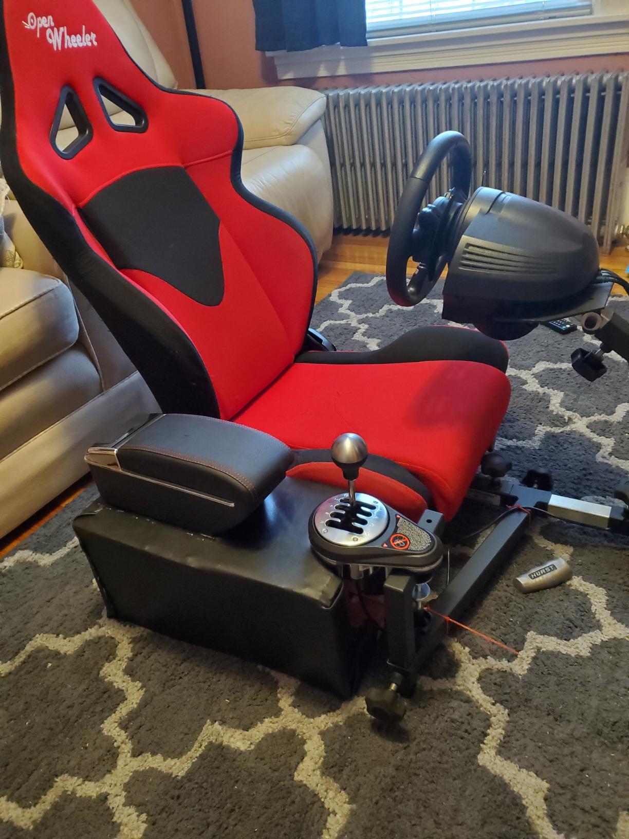Thrustmaster TH8A Shifter, H-Pattern & Sequential Add-On - PS5, XBOX & PC | Two driving styles, 7+1 gears, compatible with all Thrustmaster racing wheels, 100% metal, Hall effect, easily mountable customer photo 2