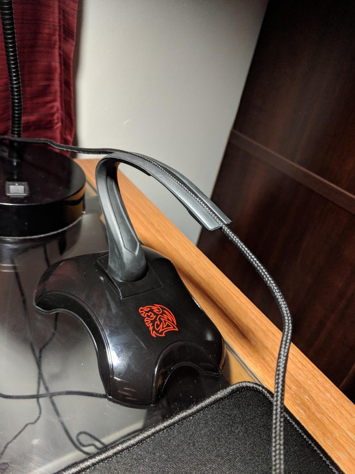 Tt Esports Thermaltake Tt e Sports Galeru Magnetic Detachable Head Gaming Mouse Bungee EAC-MSB001 customer photo 1