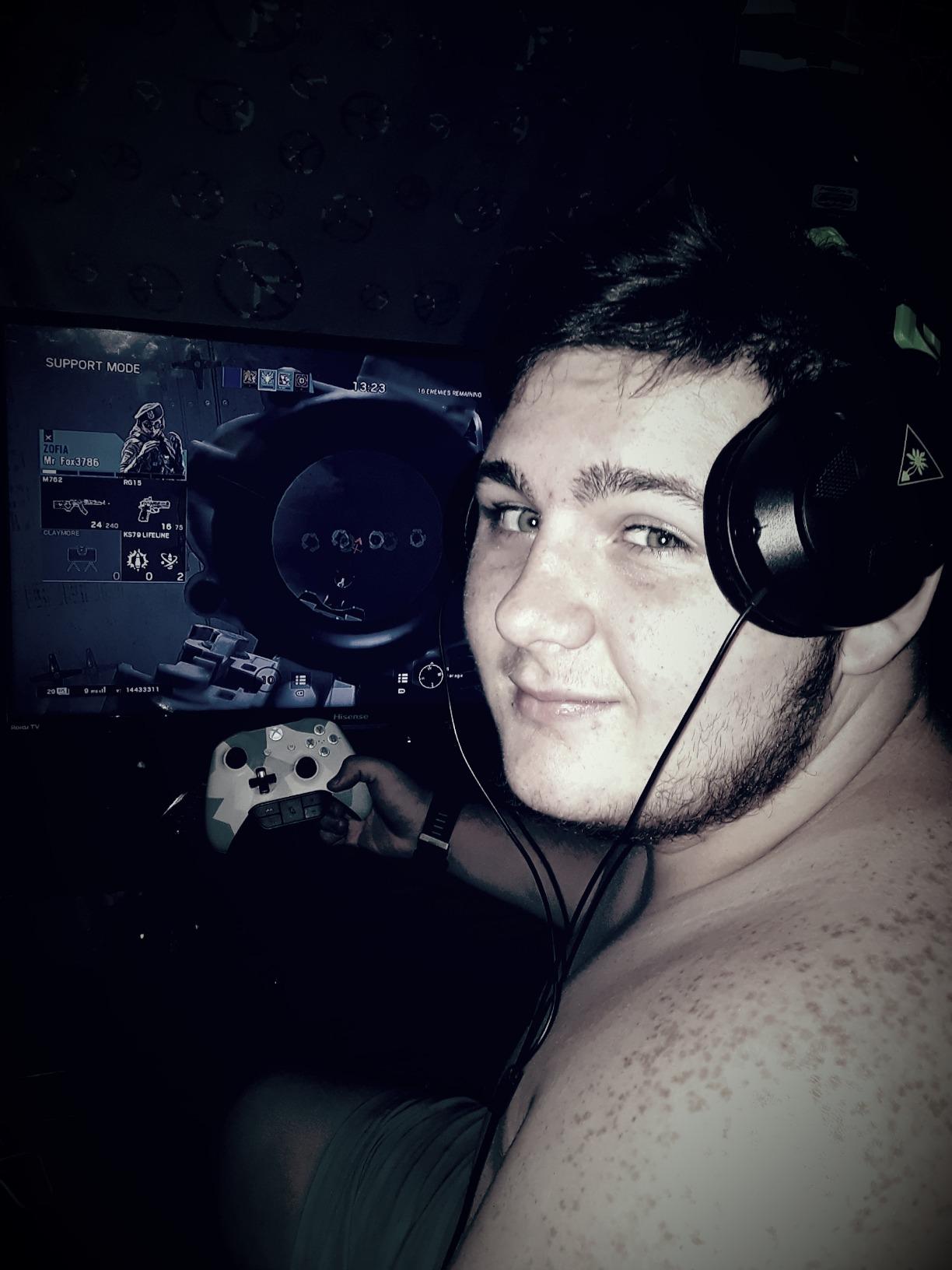 $10 Xbox Gift Card [Digital Code] customer photo 2