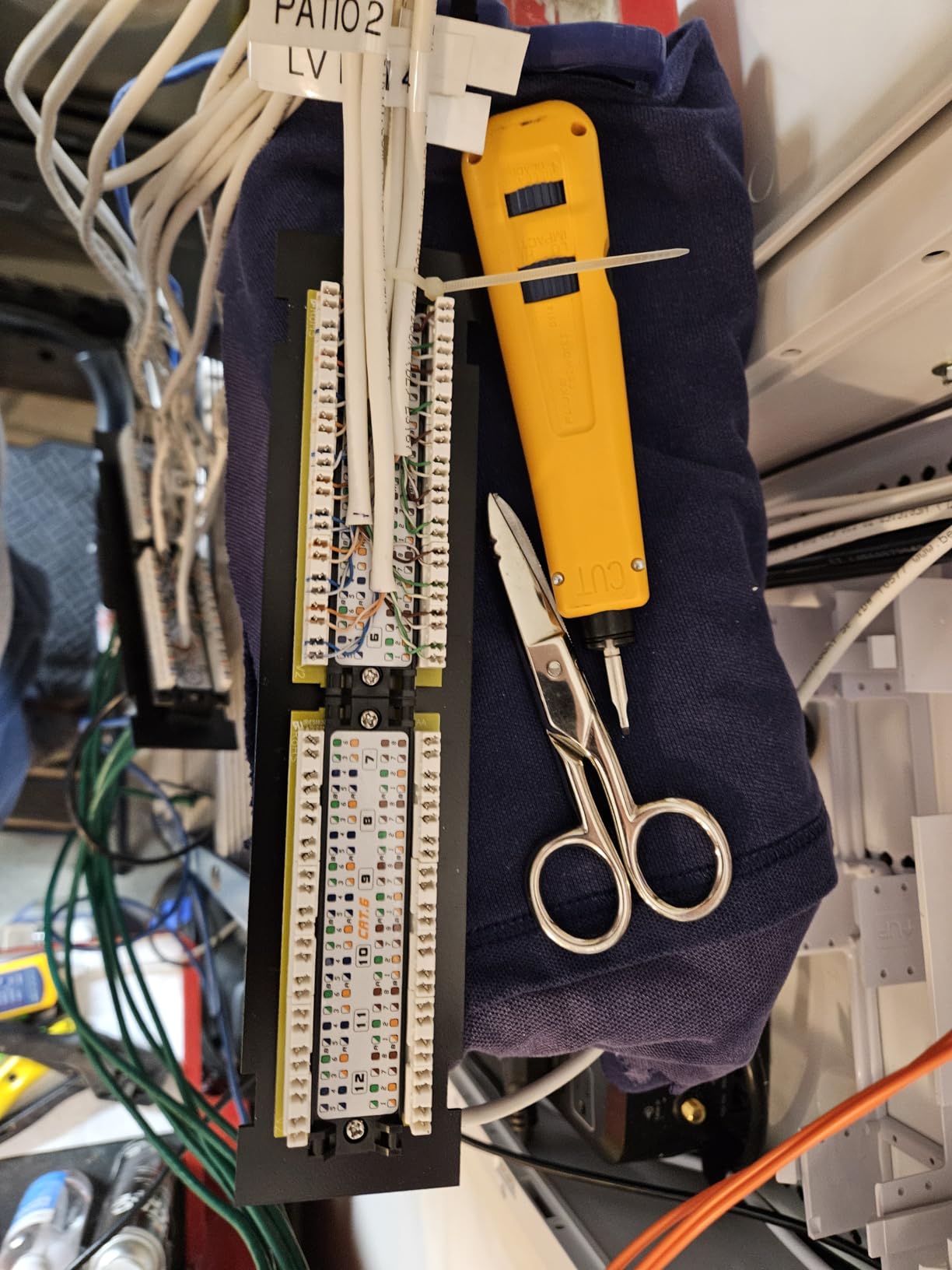 Cable Matters [UL Listed] Mini 10Gbps 12-Port Vertical Patch Panel | With 89D Bracket, Compact 10-Inch Patch Panel, 10 Gigabit Ethernet customer photo 1