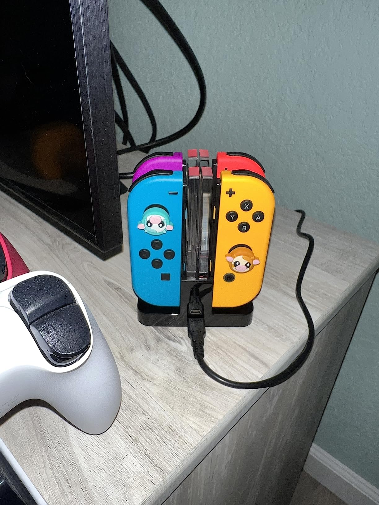 Switch Controller Charger for Joy Cons & Dock Station for Nintendo Switch | 4 in 1 Charging Station for Multiplayer Gaming, Neat Desktop Storage Accessory for Home Gaming and Travel with USB C Cable customer photo 1