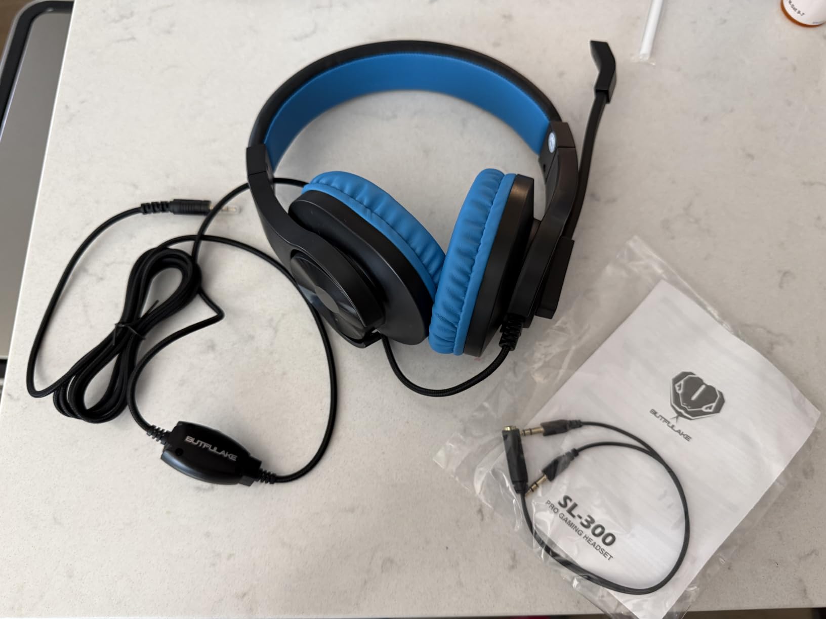 BlueFire Kids Headphones for Online School, Children, Teens, Boys, Girls, 3.5mm Stereo Over-Ear Gaming Headphone with Microphone and Volume Control for PS4, PS5, New Xbox One (Blue) customer photo 2