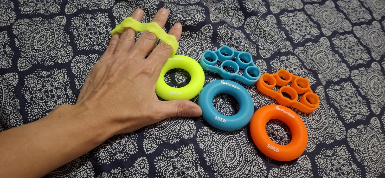Hand Grip Strengthener, Finger Exerciser, Grip Strength Trainer (6 PCS), New Material, Forearm Grip Workout, Finger Stretcher, Relieve Wrist Pain, Carpal Tunnel customer photo 2