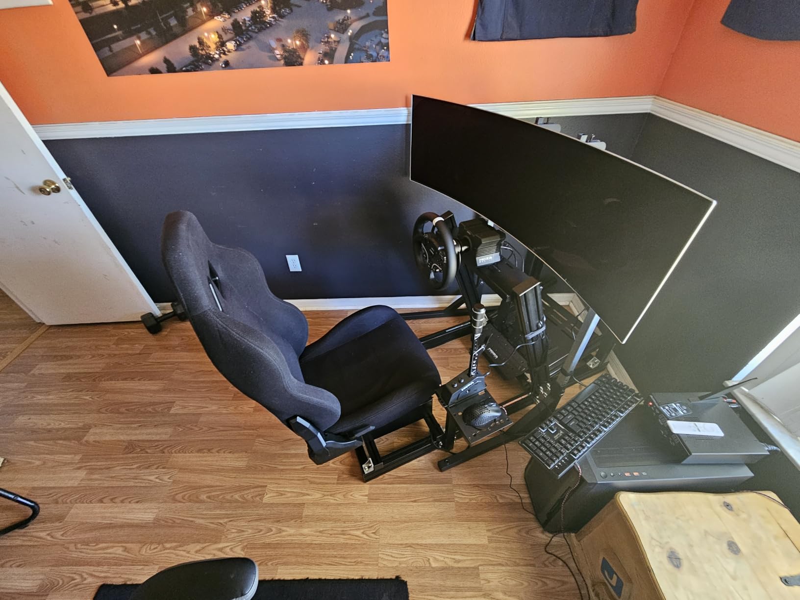 MOZA R5 All-in-One PC Gaming Racing Simulator 3PCS Bundle: 5.5Nm Direct Drive Wheel Base, 11-inch Racing Wheel, Anti-Slip Pedals and a Desk Clamp customer photo 1