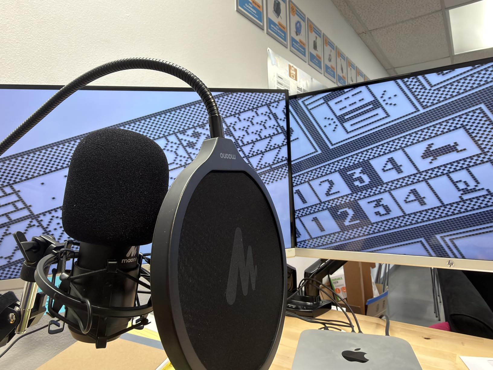MAONO A04 USB Microphone, 192kHz/24Bit Condenser Mic Kit for PC Podcast customer photo 1