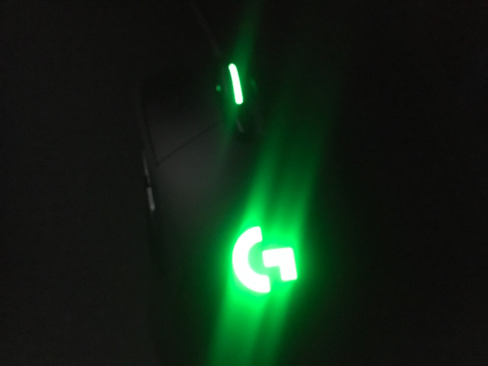 Logitech G403 Hero 25K Gaming Mouse, Lightsync RGB, Lightweight 87G+10G Optional, Braided Cable, 25, 600 DPI, Rubber Side Grips, Black customer photo 2