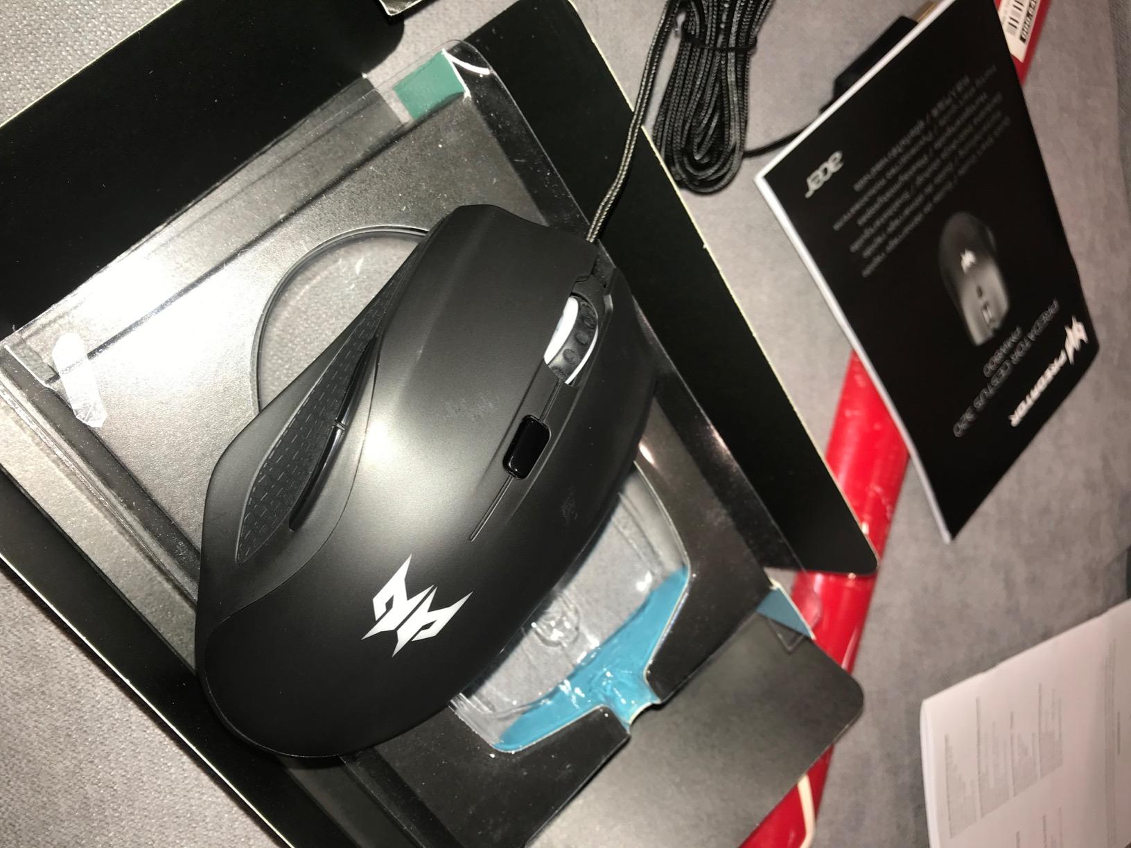 Acer Predator Cestus 320 RGB Gaming Mouse - On-The-Fly DPI Shift Setting, On-Board Memory and Programmable Buttons (PMW800) customer photo 2