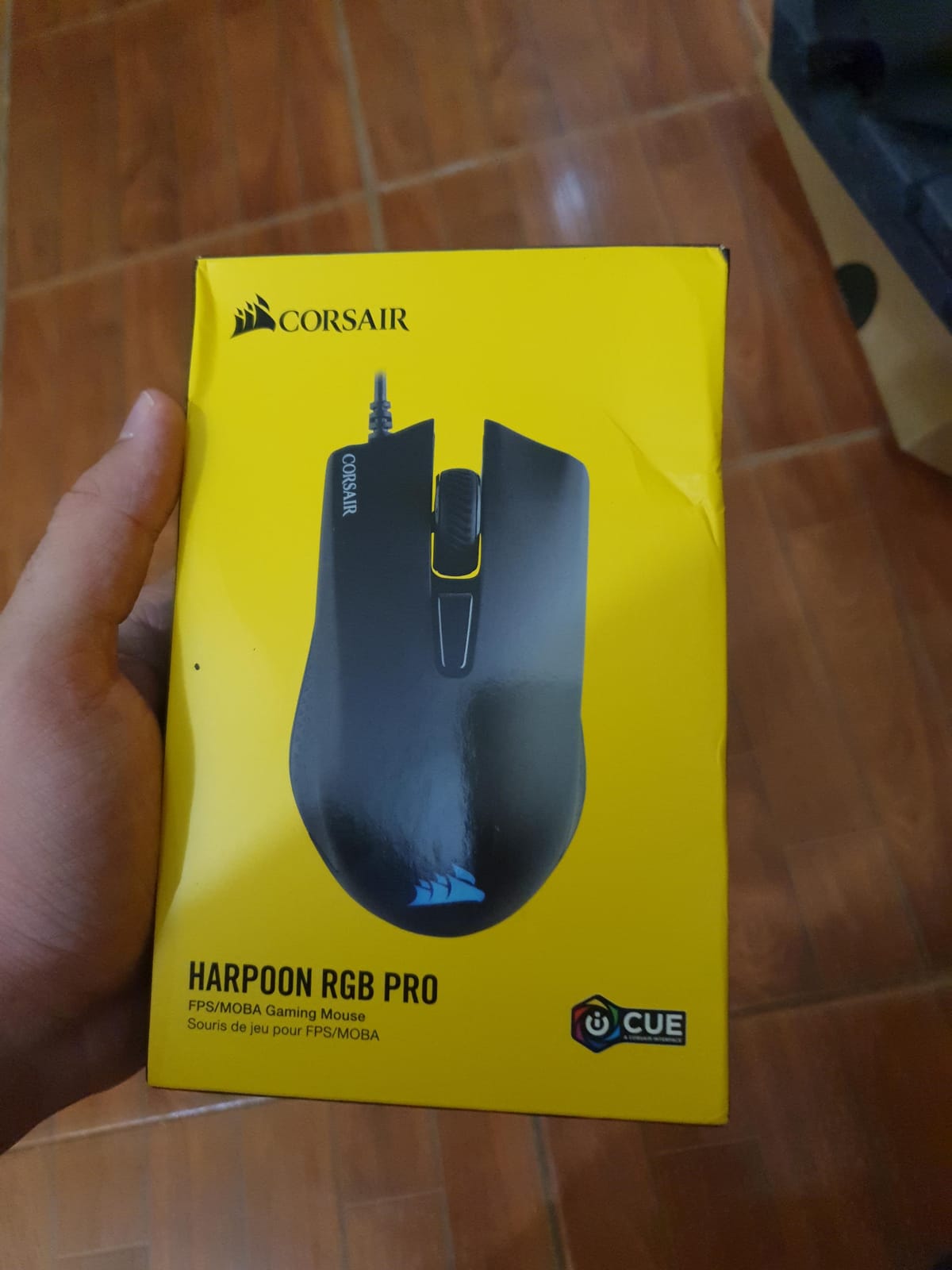 Corsair Harpoon PRO RGB Wired Lightweight FPS/MOBA Gaming Mouse - 12,000 DPI - 6 Programmable Buttons - iCUE Compatible - PC, Mac, PS5, PS4, Xbox - Black customer photo 1