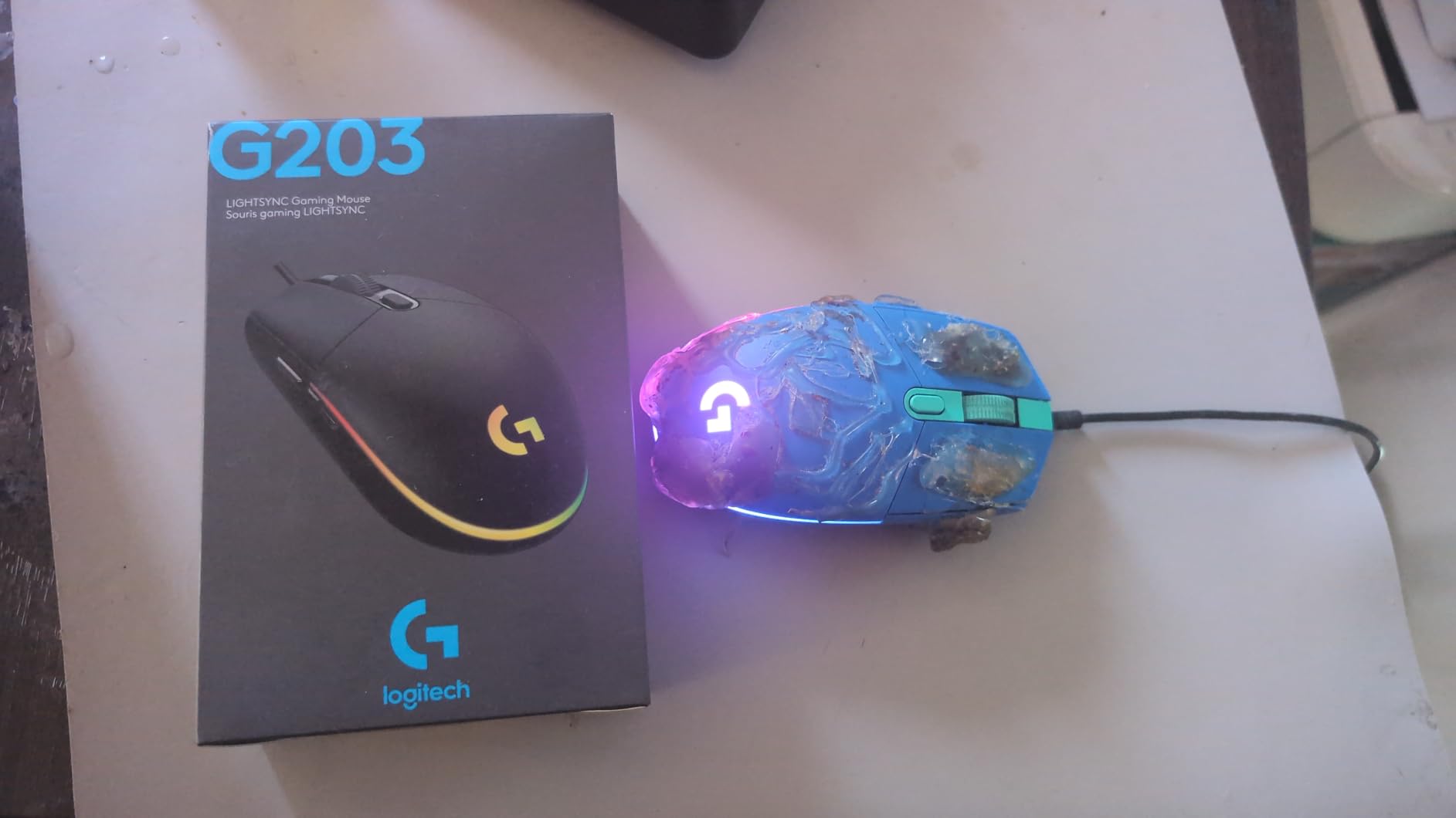 Logitech G203 Wired Gaming Mouse, 8,000 DPI, Rainbow Optical Effect LIGHTSYNC RGB, 6 Programmable Buttons, On-Board Memory, Screen Mapping, PC/Mac Computer and Laptop Compatible - Black customer photo 2