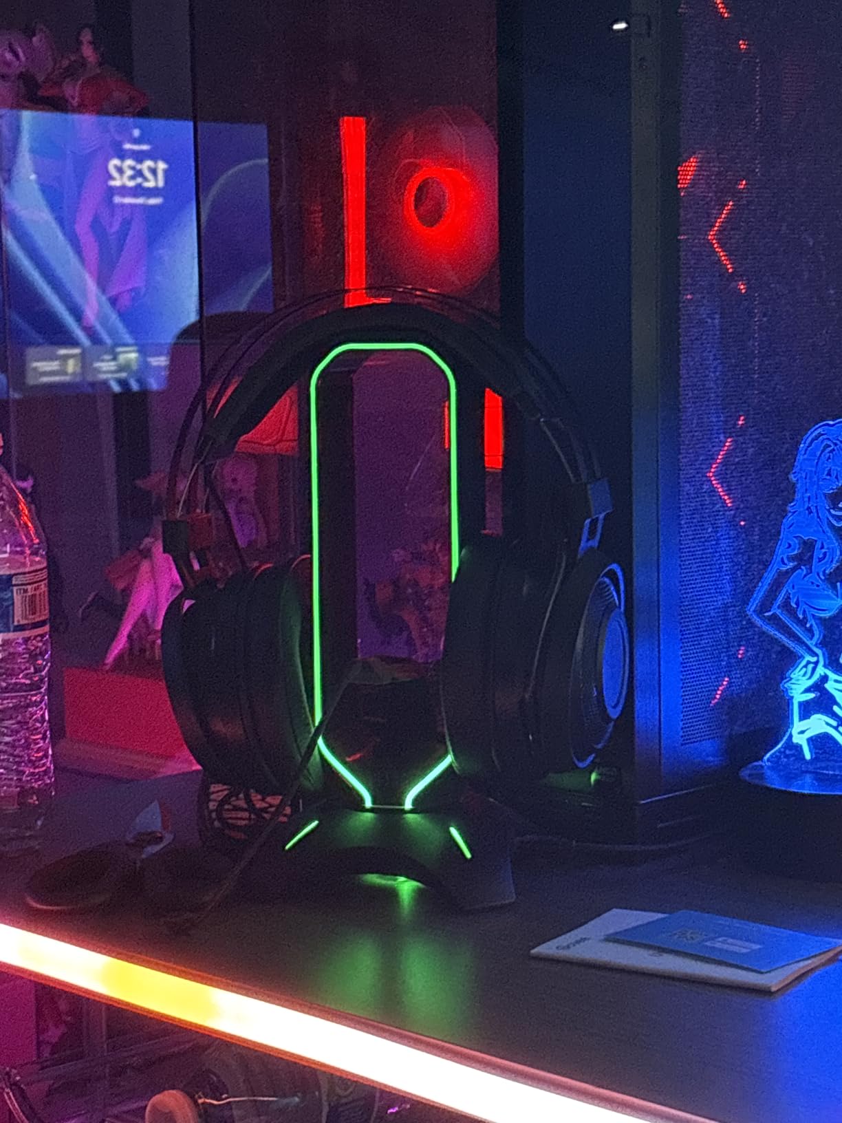 Tilted Nation Gaming Headset Stand | RGB Headphone Stand for Desk with Mouse Bungee and USB Hub (Cool and Clean Setup) Gaming Headset Holder - Perfect Gamer Gift Accessory customer photo 1