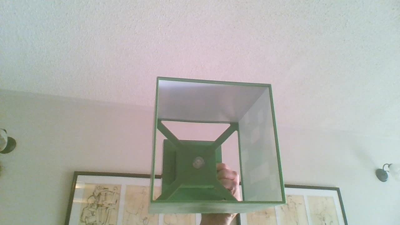 Paladone Minecraft Creeper Desk Light with Official Creeper Sounds customer photo 1