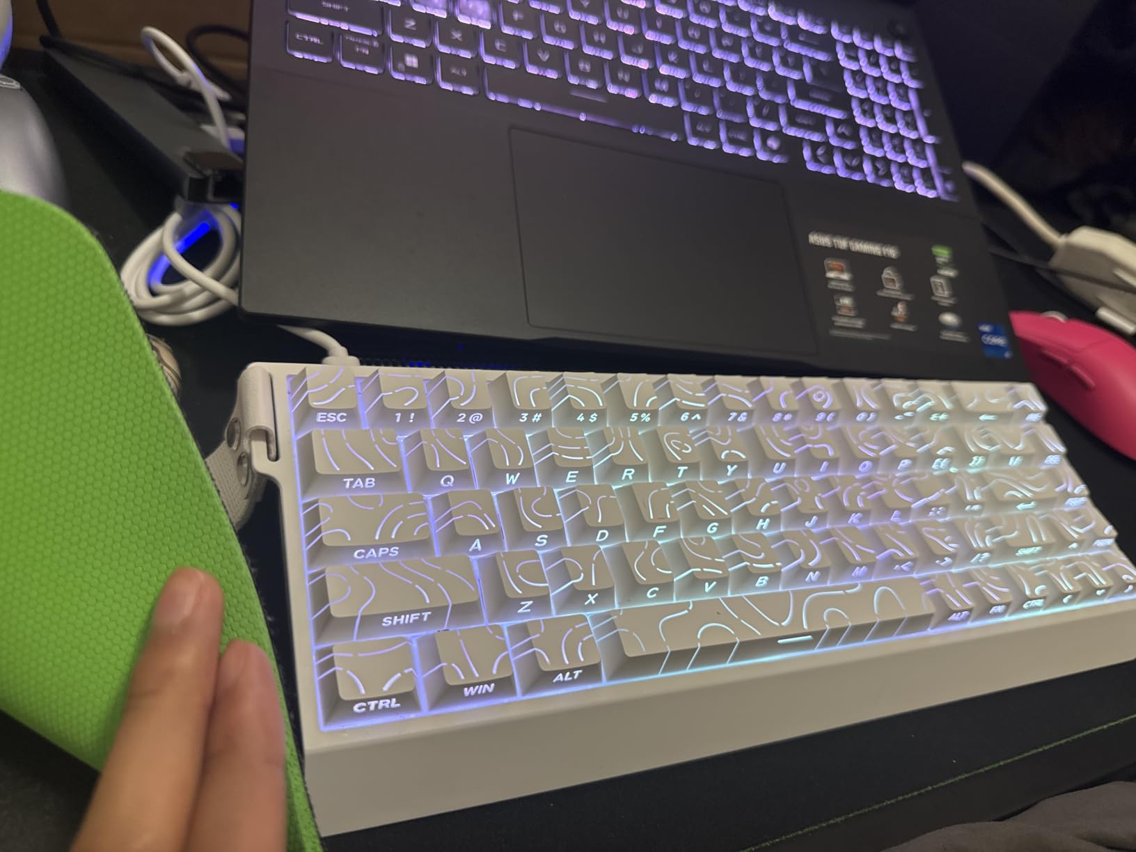 Razer Gigantus V2 Cloth Gaming Mouse Pad (XXL): Thick, High-Density Foam - Non-Slip Base - Classic Black customer photo 1