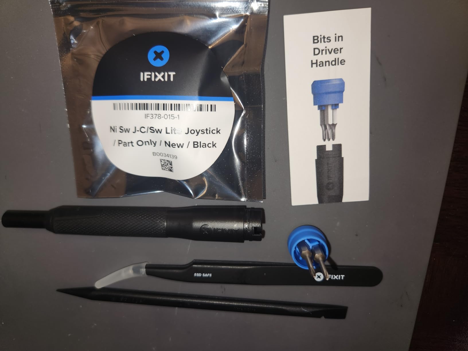 iFixit Joystick Compatible with Nintendo Switch Joy-Con and Switch Lite - Repair Kit (Black) customer photo 1