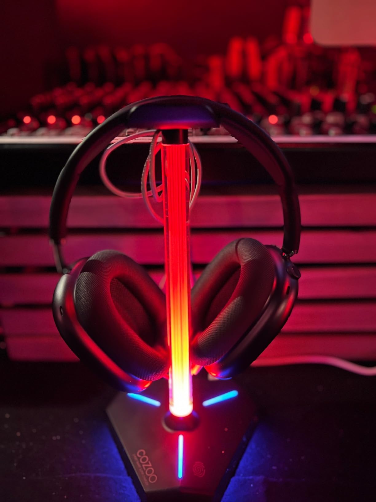COZOO RGB Headphone Stand with 2 USB2.0 Extension Charging Port Extender Cord, Headset Stand Holder for Gamer Desktop Table Game Earphone Accessories,PC Gaming Accessories for Gamer,Gifts for Boyfriend customer photo 2
