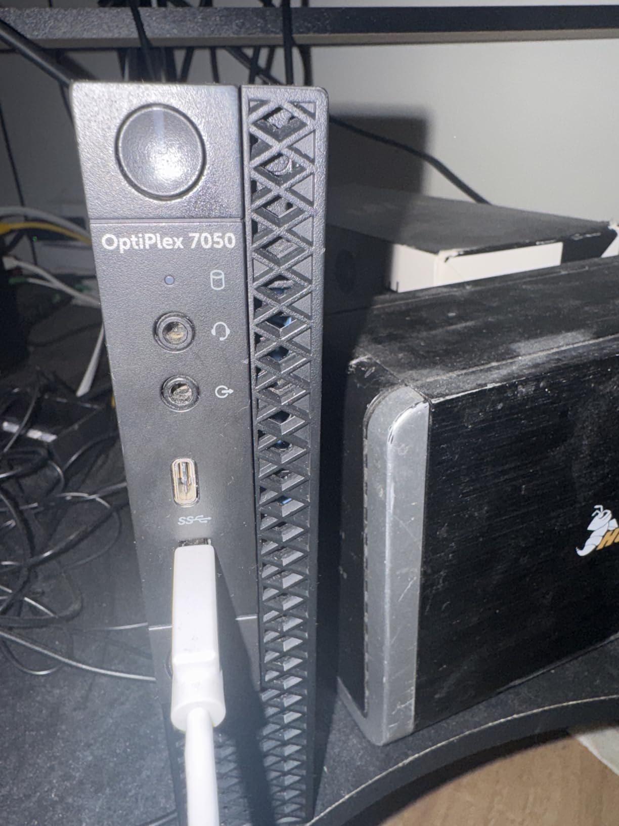 Dell OptiPlex 7050 Micro Computer, Intel Quad Core i5-6500T up to 3.1GHz, 16G DDR4, 256G SSD, Windows 11 Pro 64 Bit (Renewed) customer photo 1