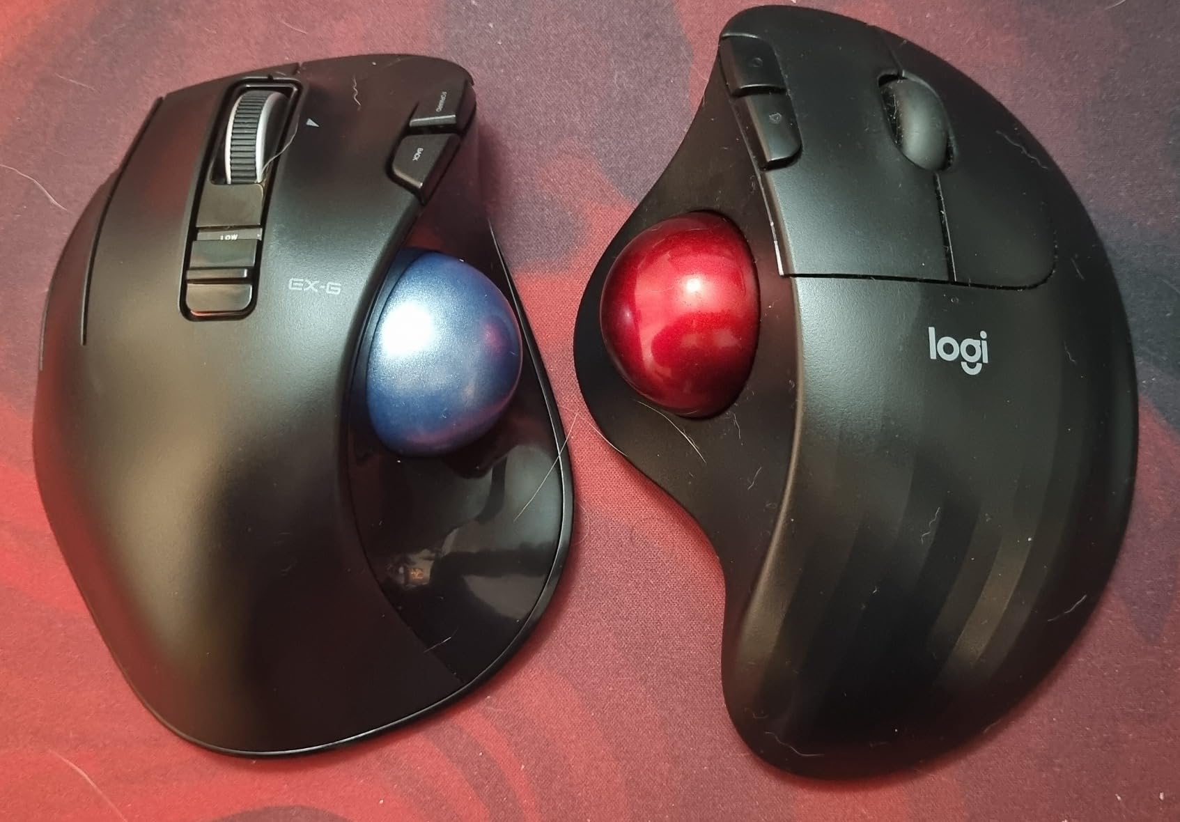 ELECOM EX-G Left Handed Trackball Mouse, 2.4 GHz USB Wireless, Ergonomic, Thumb Control, Tracking Roller Ball, 6 Programmable Buttons, Tilt Scroll customer photo 1