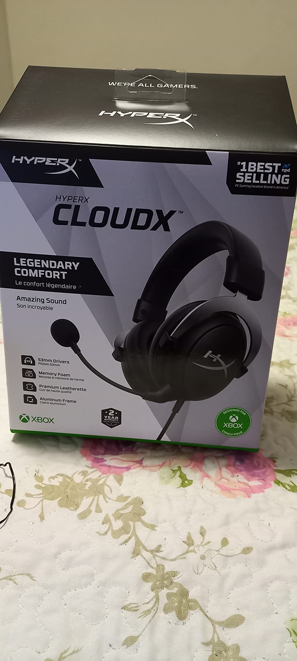 HyperX CloudX, Official Xbox Licensed Gaming Headset, Compatible with Xbox One and Series X|S, Memory Foam Ear Cushions, Detachable Noise-Cancelling Mic, in-line Audio Controls,Black/ Silver customer photo 2