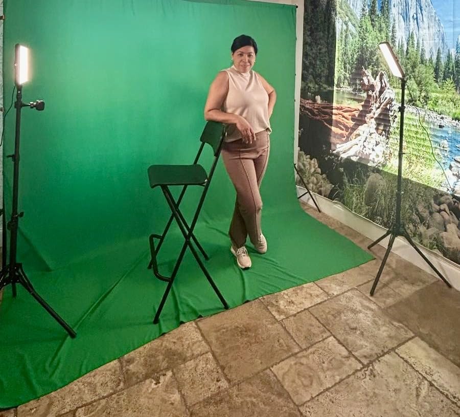 Green Screen Backdrop 5x7ft Photo Backdrop Chromakey Muslin Portrait Green Backdrop for PS Keying/Video Creation/Studio Portrait Shoots customer photo 1