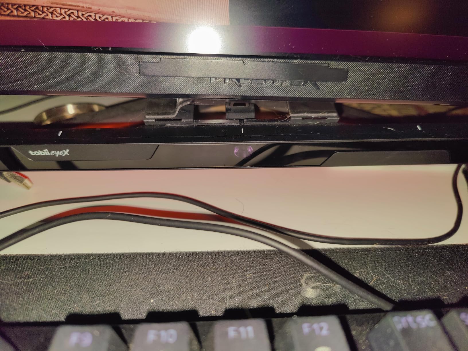 Gaming Eye Tracker Mounting Kit - Flex Mount and Metal Plate Mounts for Tobii Eye Tracker customer photo 2
