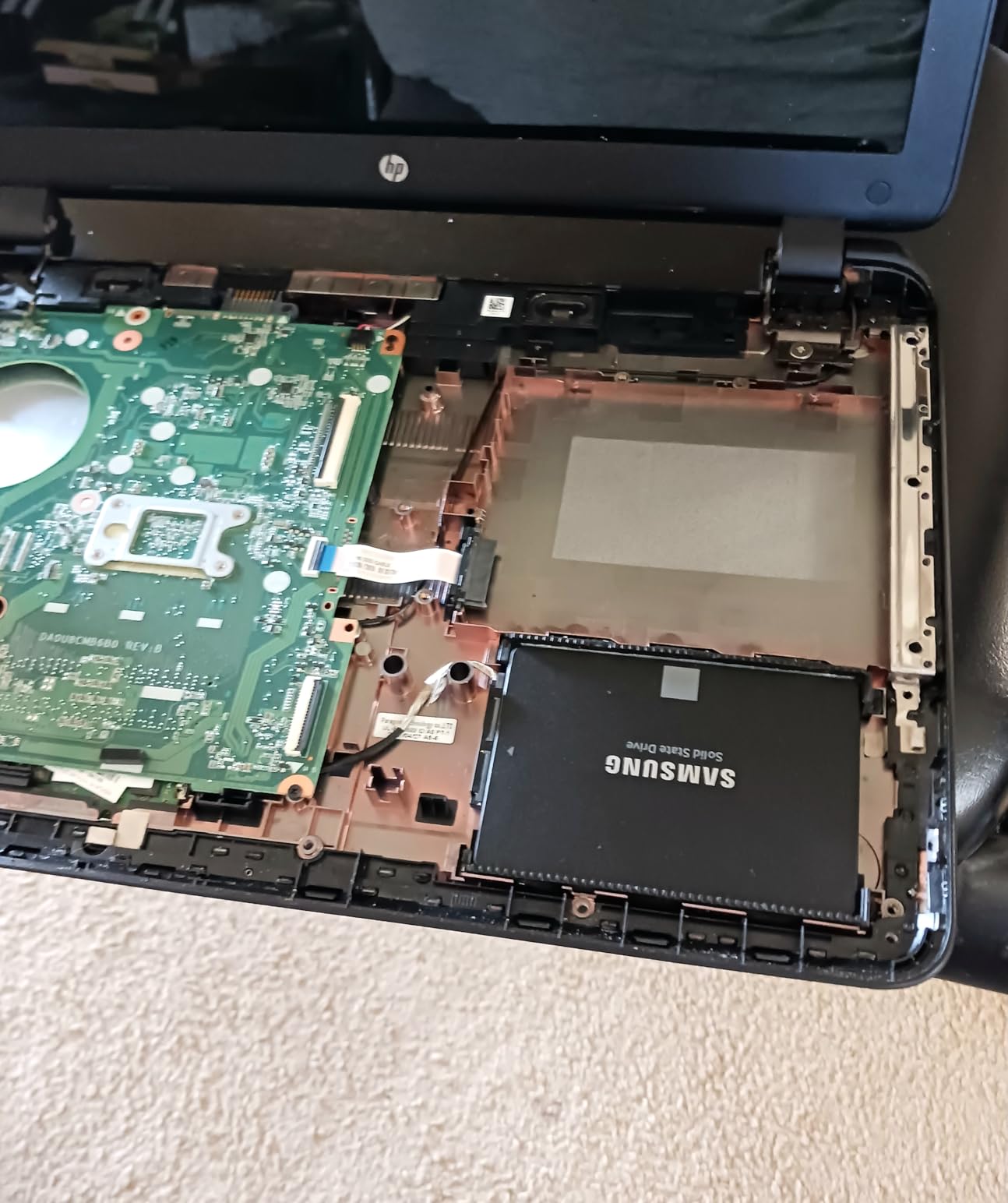 Samsung Electronics 870 EVO 2TB 2.5 Inch SATA III Internal SSD (MZ-77E2T0B/AM) customer photo 1