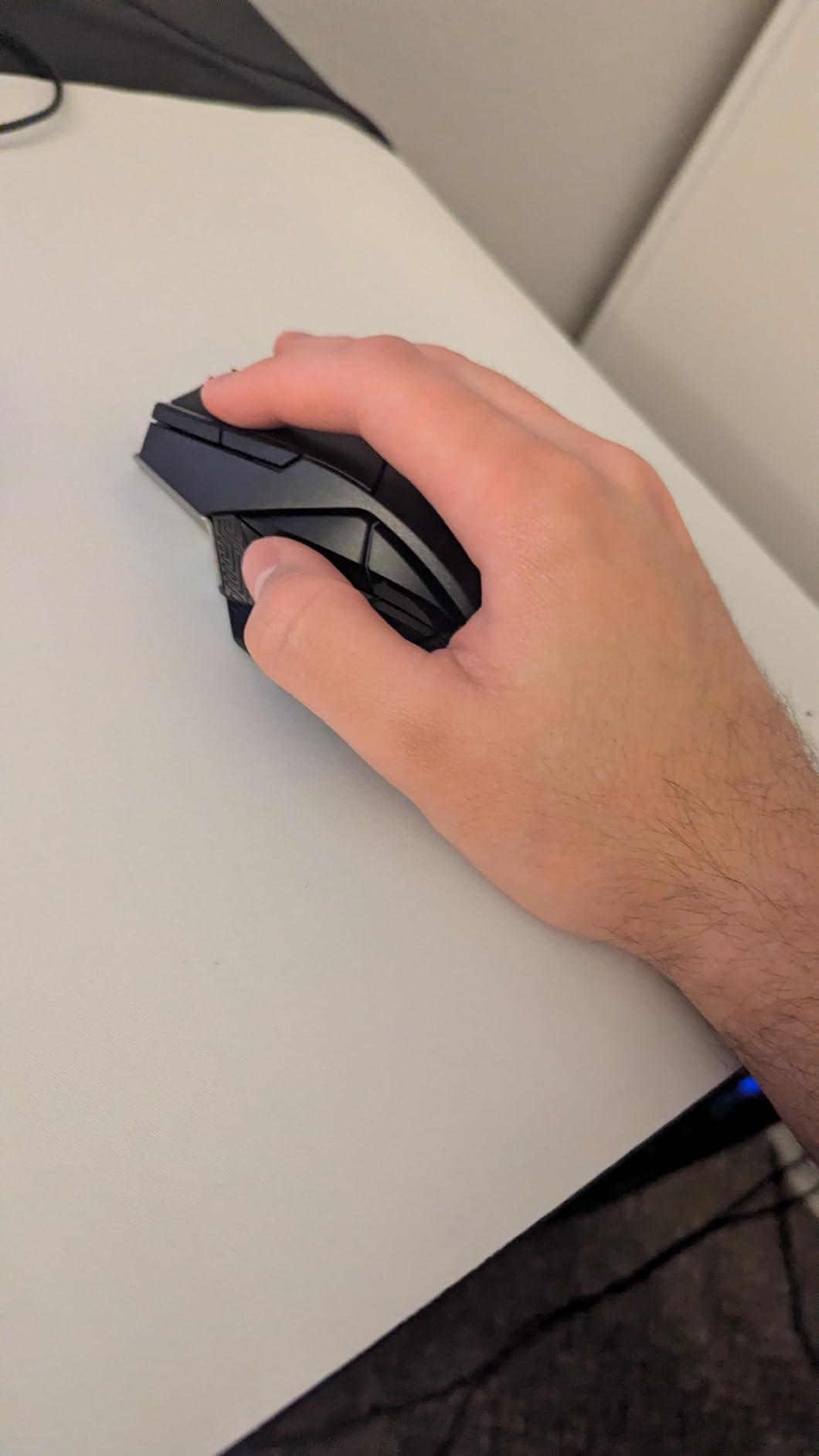 ASUS ROG Spatha X Wireless Gaming Mouse - MMO/MOBA Design, 12 Programmable Buttons, Right-Handed, 168g, Dual-Mode (Wired/2.4GHz), 19K DPI, up to 67Hr Battery, Magnetic Charging Dock, PC/Mac Support customer photo 2