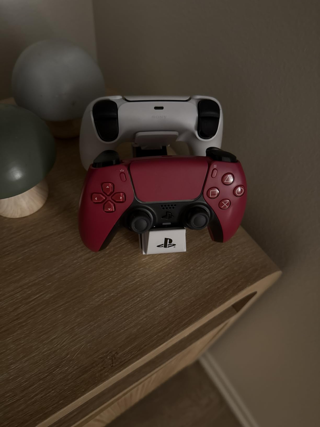 PowerA Twin Charging Station for Dualsense Wireless Controllers, Dualsense Controller Charging, Charge, Sony PlayStation, PS5, Officially Licensed - PlayStation 5 customer photo 2