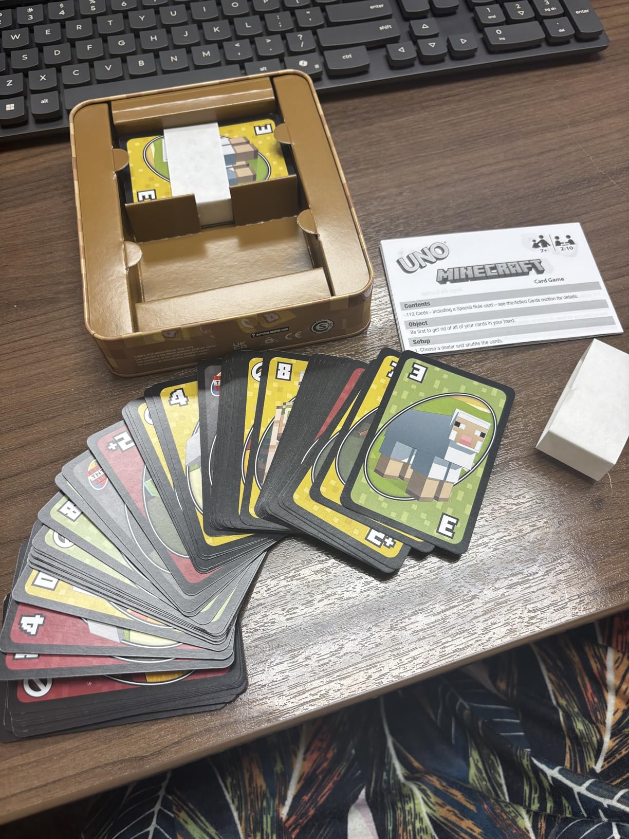 Mattel Games UNO Card Game, Minecraft Edition, Storage Tin Box (Amazon Exclusive) customer photo 2