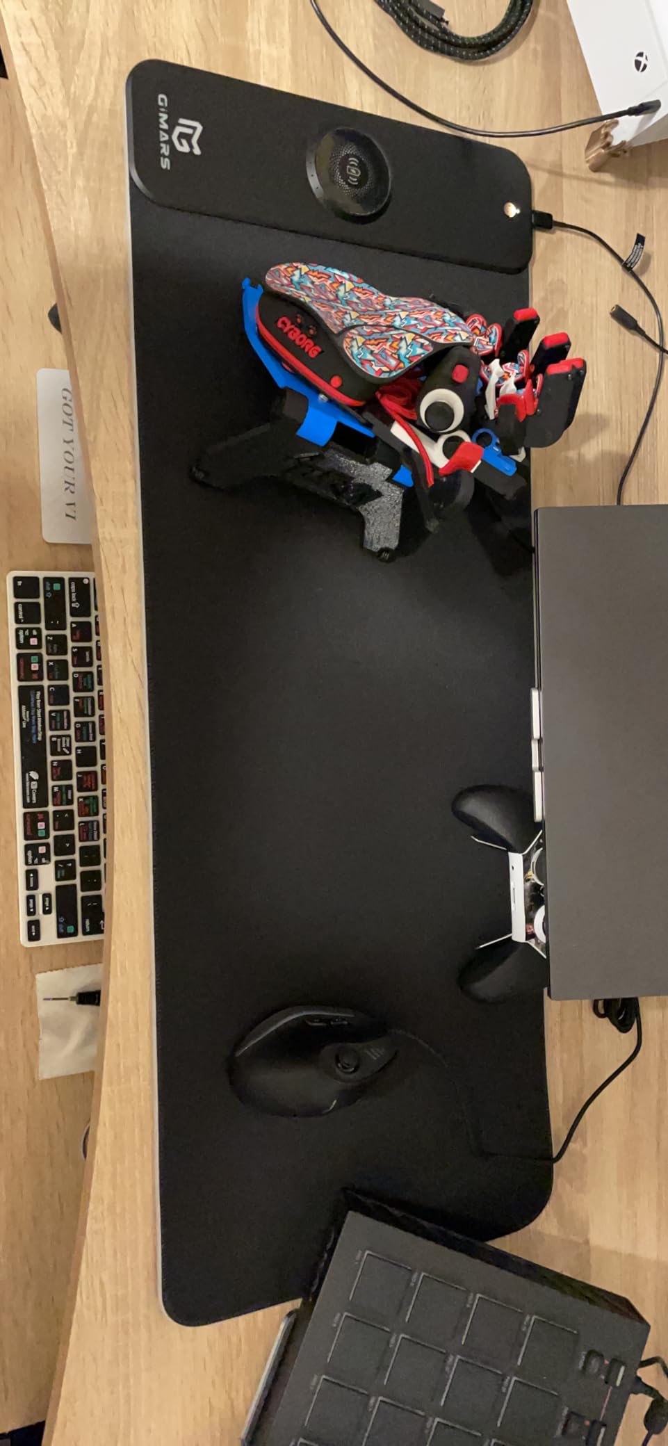 Gimars RGB Gaming Mouse Pad, 15W Wireless Charging Mousepad with 10 Light Modes, Large Mousepad with Premium Smooth Surface, Non-Slip Mouse Mat for Gaming, Desk, PC, Office, 31.5x11.8x0.16inch customer photo 2