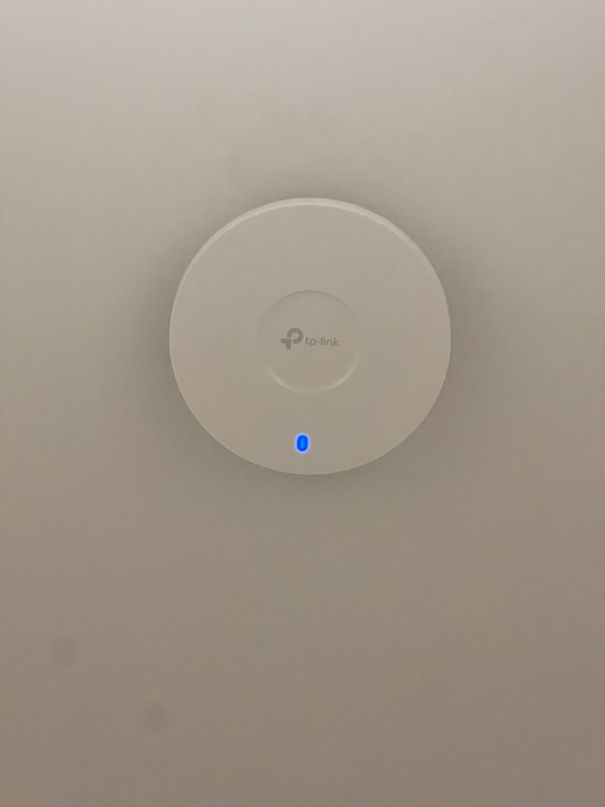 Omada EAP650 Business WiFi 6 AX3000 Dual Band Wireless Gigabit Access Point customer photo 1