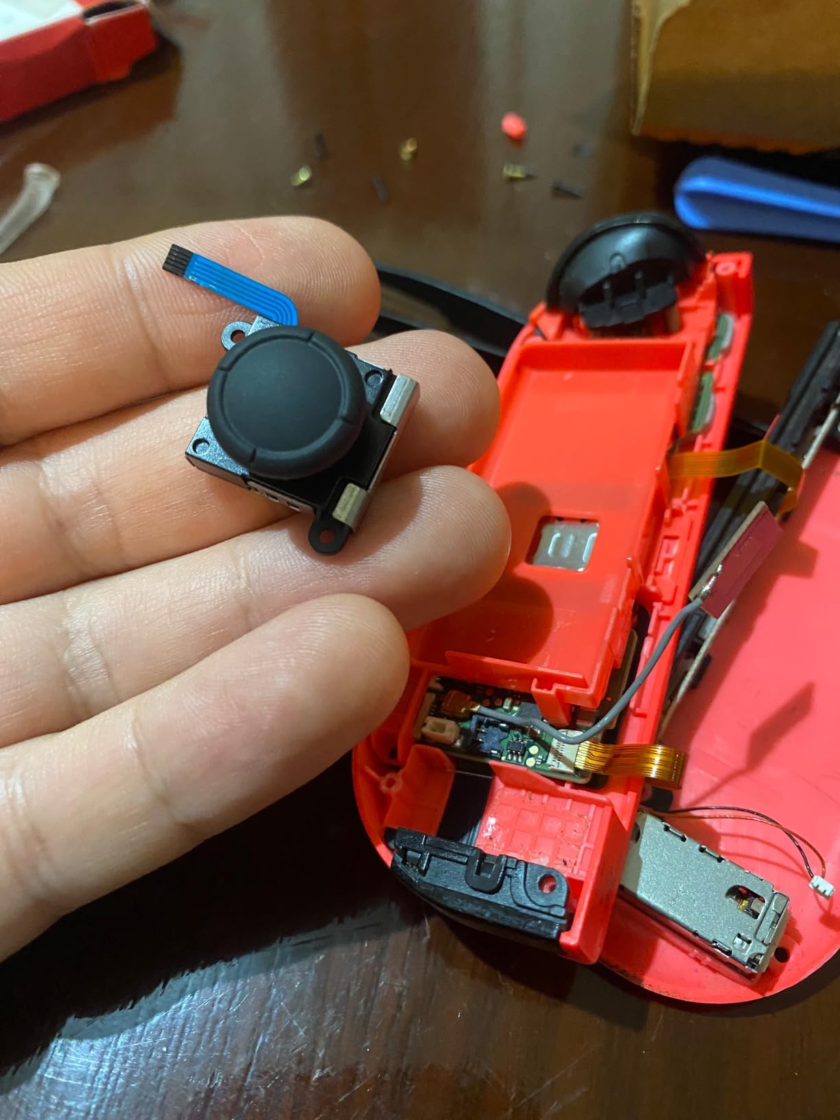 Mcbazel Joycon Joystick Replacement for Nintendo Switch, Switch OLED, Switch Lite (NOT for Switch 2) - 3D Replacement Joystick Analog Thumb Stick with +&Y-Screwdriver, Pry Tool, Tweezer Kit customer photo 1