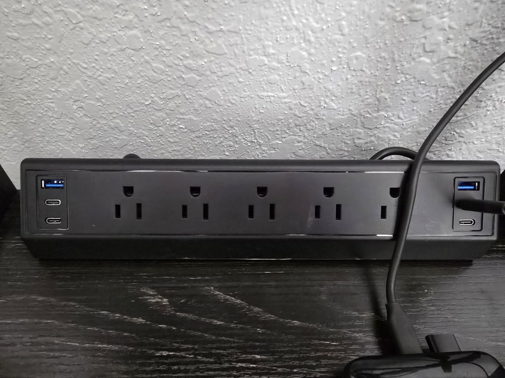 Jgstkcity Desk Clamp Power Strip USB C, 40W Total Fast Charging Station, 4 PD 20W USB C Ports, Desk Edge Mount Surge Protector, 5 Outlets, Fit 1.96