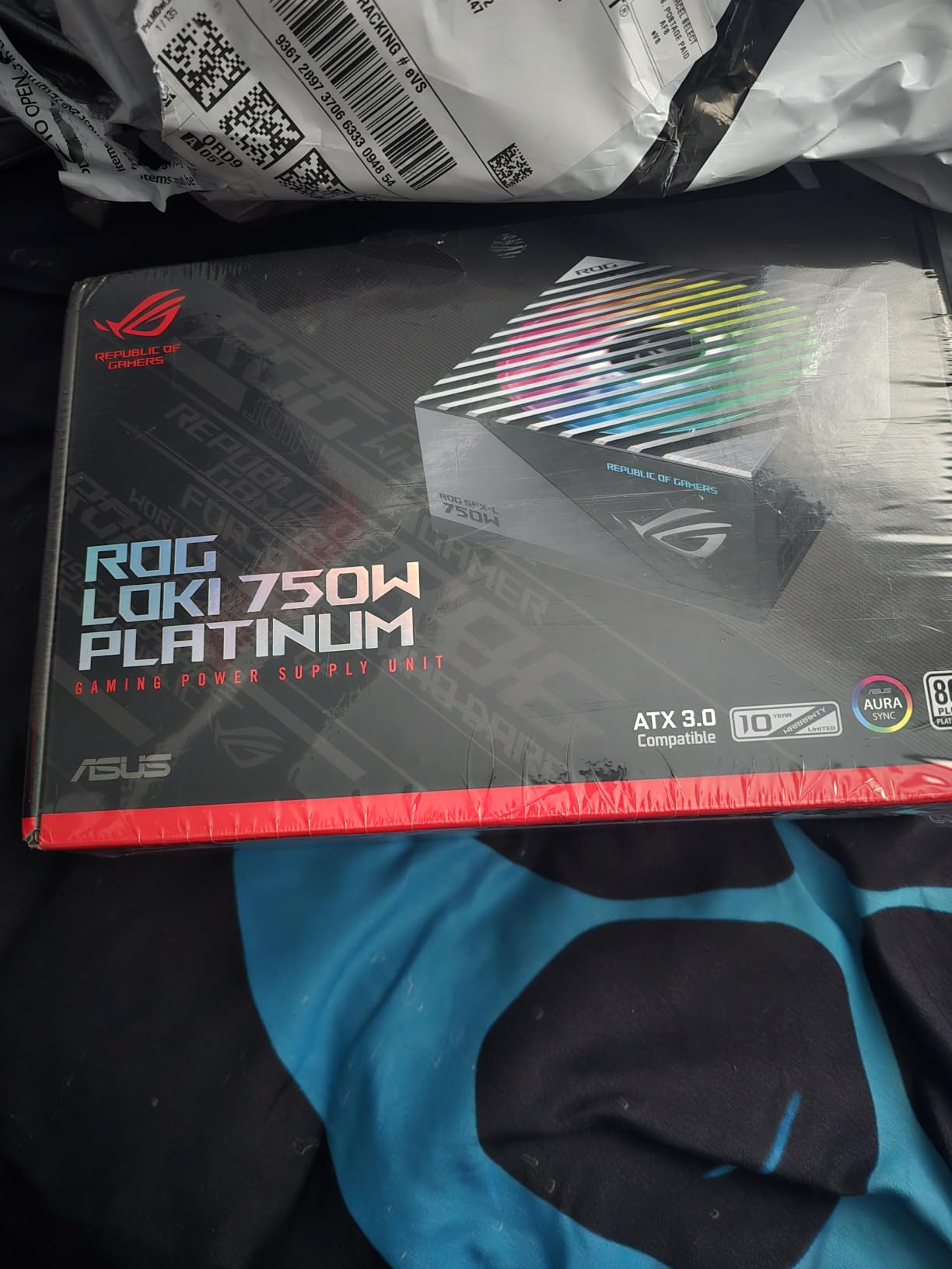 ROG Loki SFX-L 750W Platinum (Fully Modular Power Supply, 80+ Platinum, Lambda A Certified, 120mm PWM ARGB Fan, Aura Sync, ATX 3.0 Compatible, PCIe 5.0 Ready, 10 Year Warranty) customer photo 1