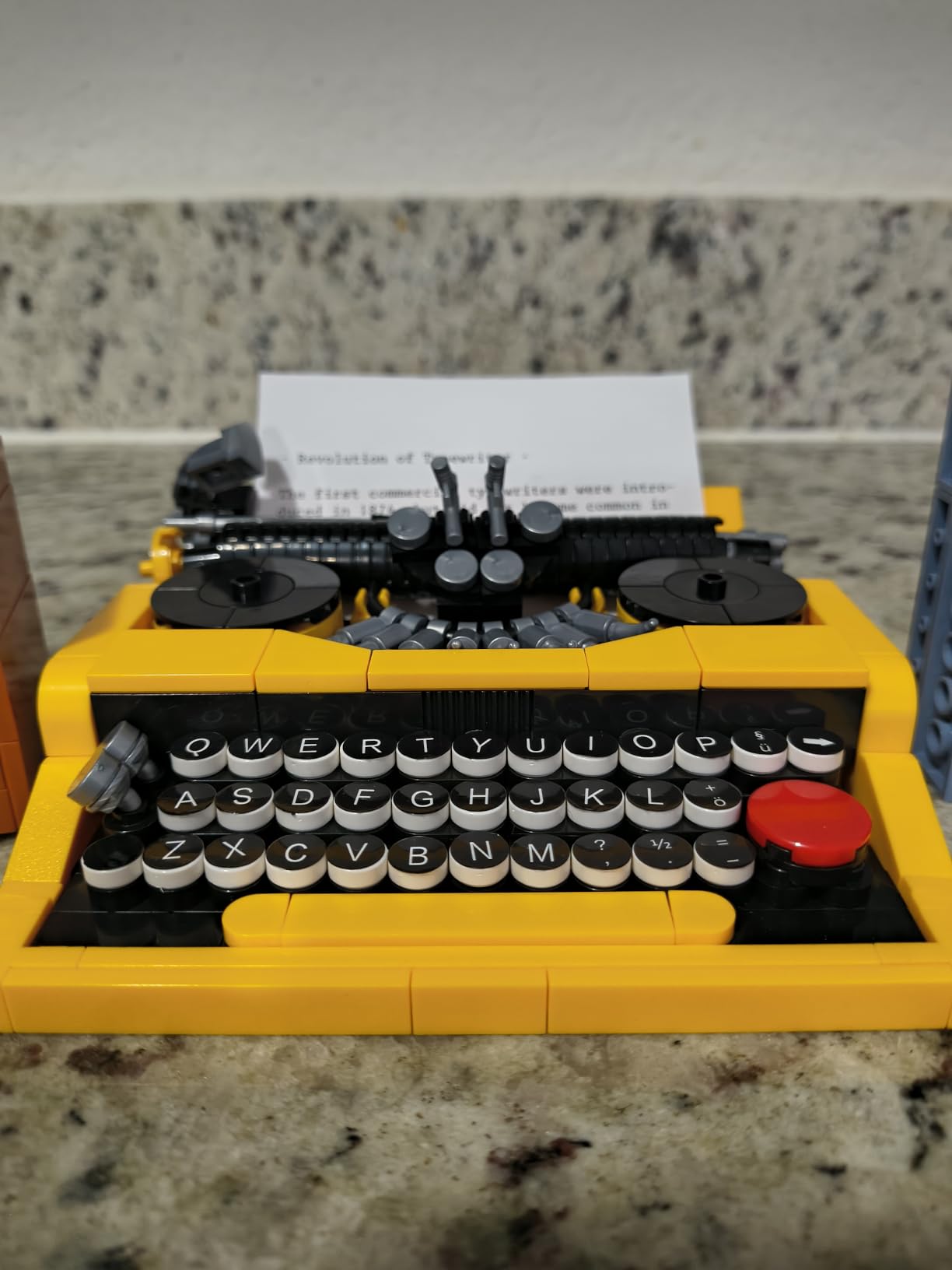 JMBricklayer Adult Vintage Building Sets 20132, Retro Game Console Computer Radio Collectible Model to Build, Nostalgic 80s Gifts for Retro Lovers and Gamers, Unique Vintage Decor Elements(552 Pieces) customer photo 2