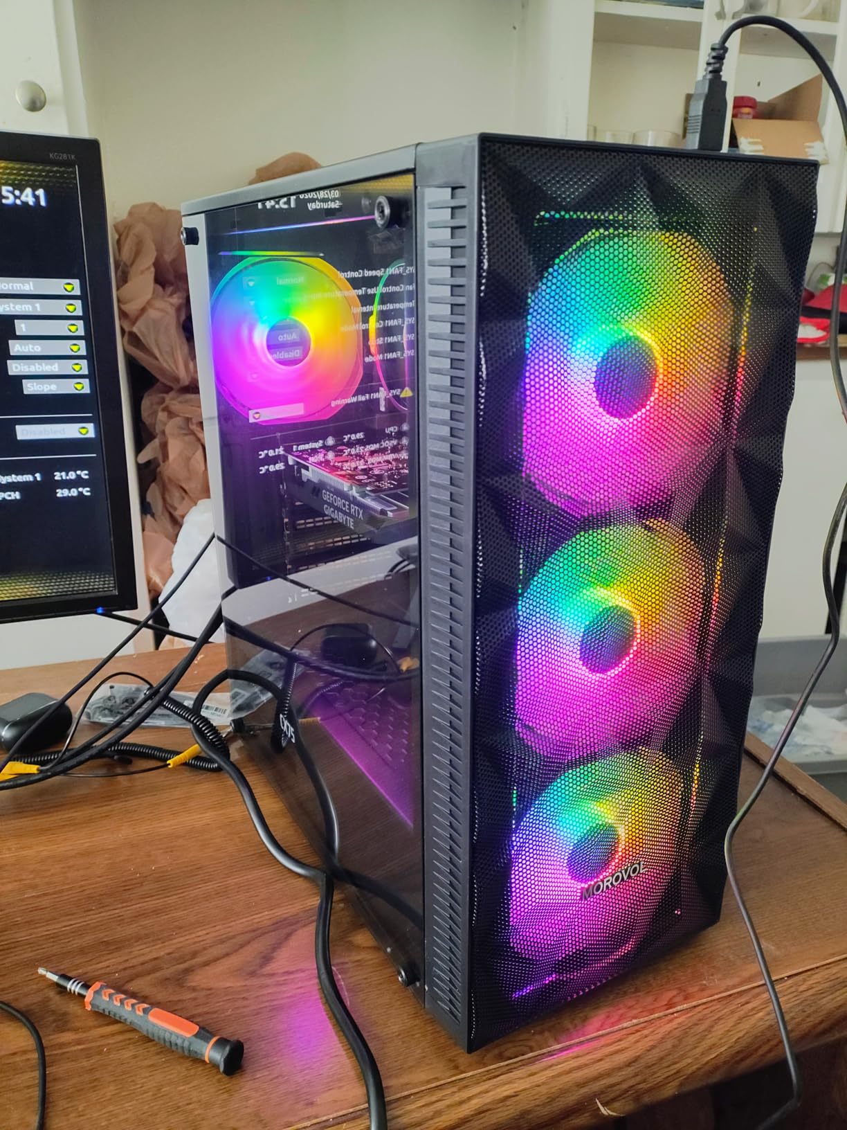 MOROVOL PC Case Pre-Install 4 RGB Fans, ATX Gaming Computer Case with Diamond-Shaped Mesh Front & Tempered Glass Side Panel, USB 3.0 Airflow Mid Tower case, 621 customer photo 2