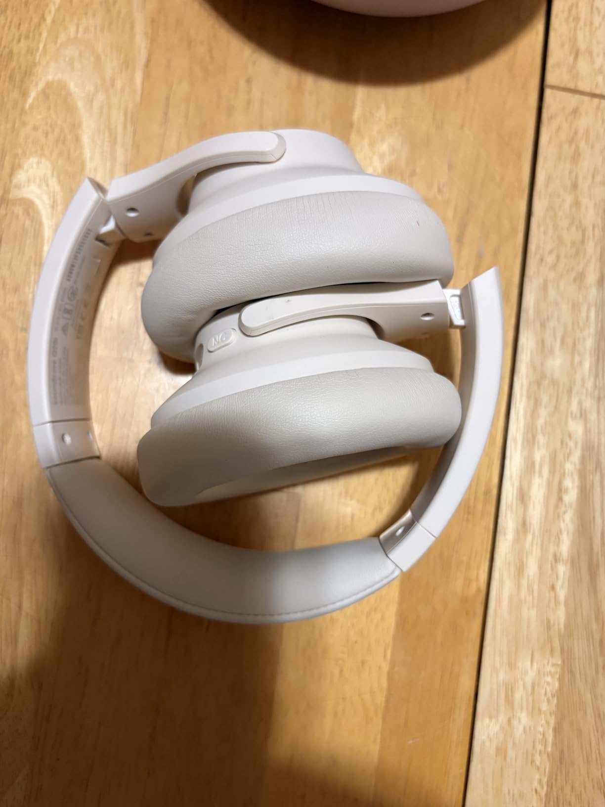 Soundcore by Anker Q20i Hybrid Active Noise Cancelling Headphones, Black customer photo 1