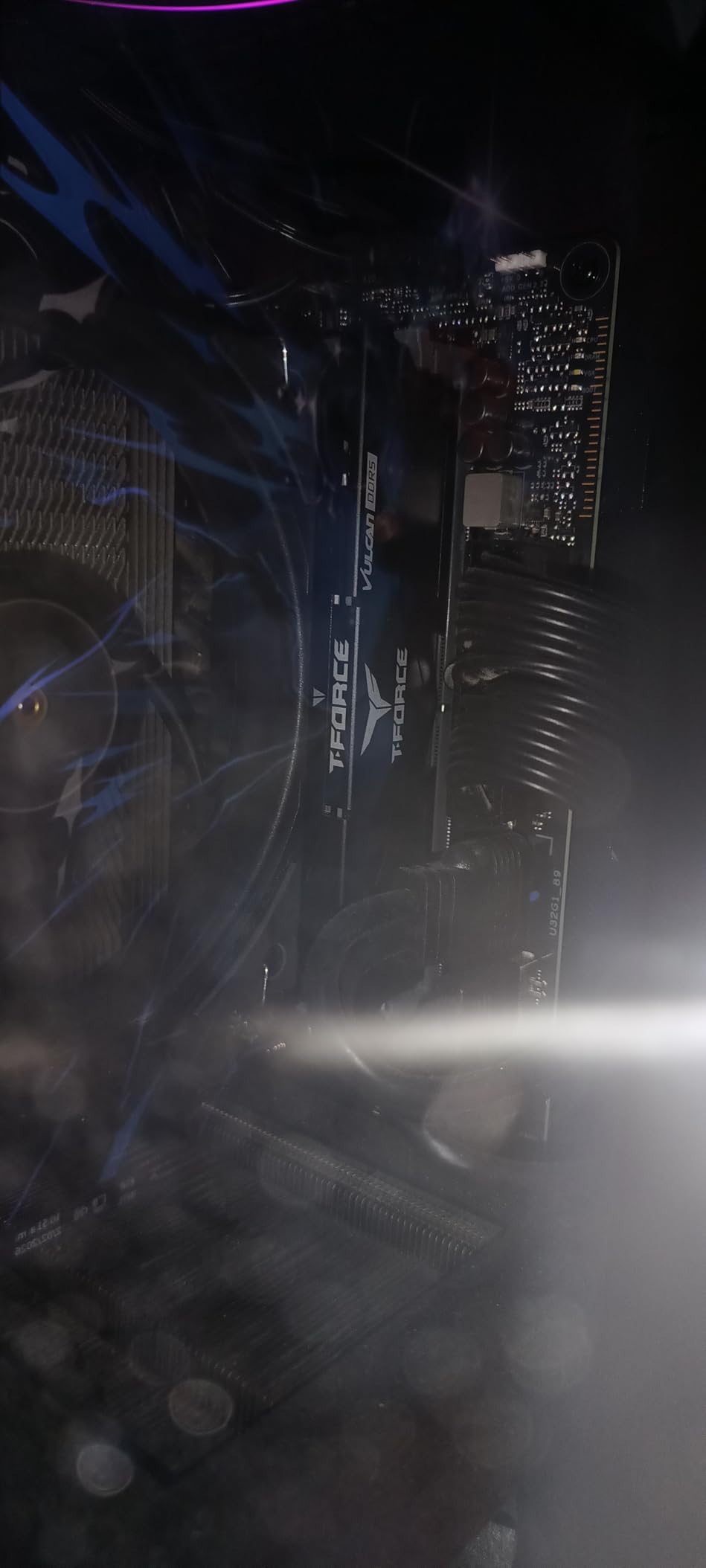 TEAMGROUP T-Force Vulcan DDR5 32GB (2x16GB) 6000MHz (PC5-48000) CL30 Intel XMP 3.0 & AMD Expo Compatible Desktop Memory Ram Black FLBD532G6000HC30DC01 customer photo 1