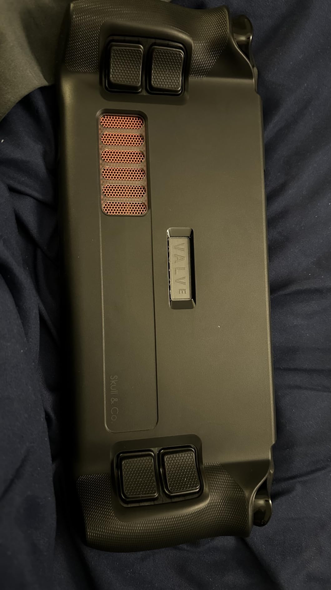 Skull & Co. GripCase SD for Steam Deck: A Soft Protective Case with Textured Grips Full Protection and Stand, Shock-Absorption Non-Slip and Anti-Scratch Cover Design - Coyote Gray customer photo 2