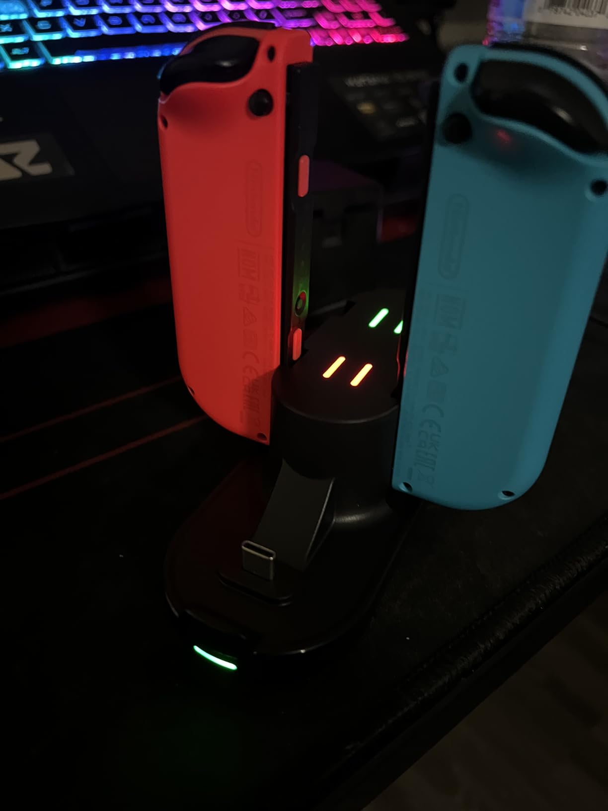 Switch Controller Charging Dock for Nintendo OLED Joycon, Charger Station with Switch 1 JoyCon, 4 in 1 Joycon Charging Dock for Joy Con with LED Indication and USB Type-C Charger Cable customer photo 1