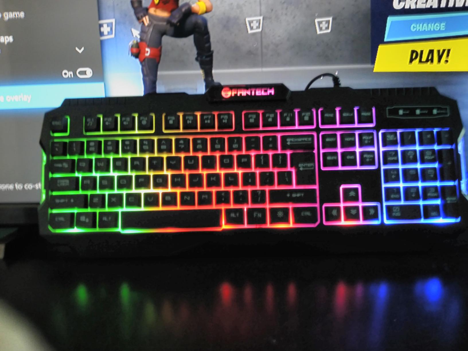 FANTECH P51S 5-in-1 RGB Wired Gaming Keyboard Mouse Headset Bundle, Black customer photo 1
