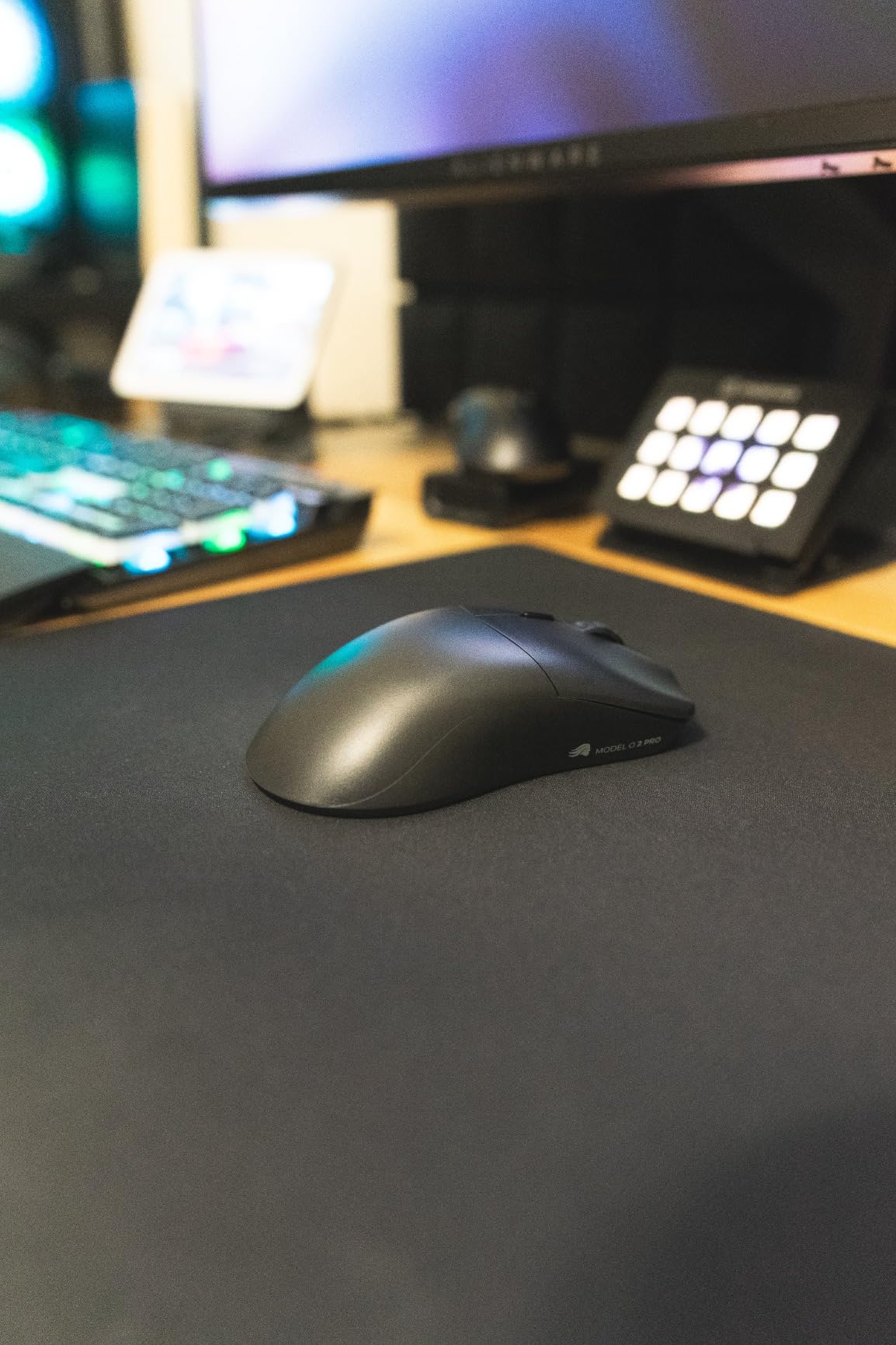 GLORIOUS Gaming Model D 2 PRO Wireless Gaming Mouse - 2.4GHz Wireless 1ms delay, 100M clicks, 60g Ultralight, Long Battery Life, 26K DPI BAMF 2.0 Sensor, Ergonomic, 6 Buttons, PTFE Feet customer photo 1