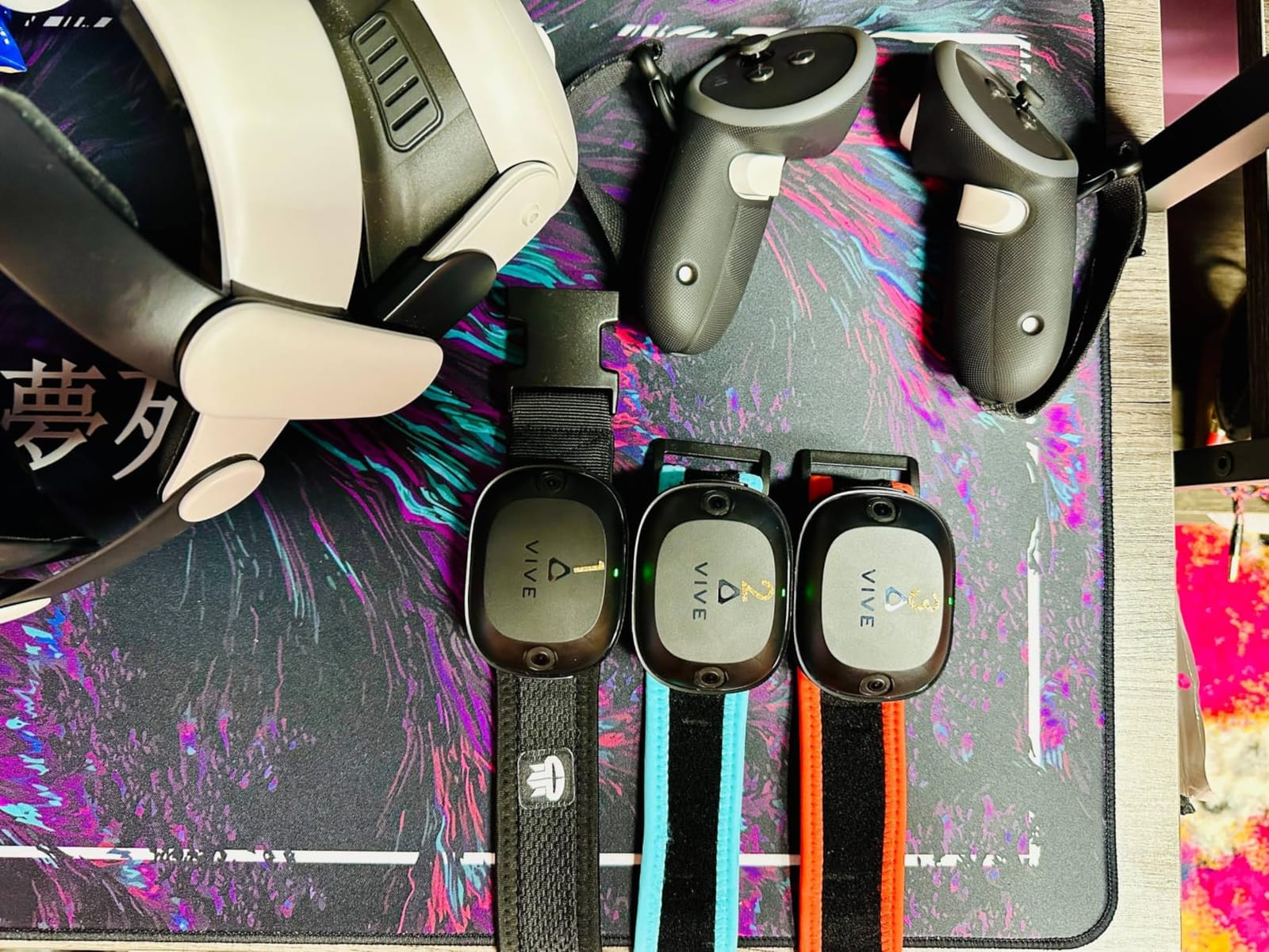 HTC Vive Ultimate Tracker 3 Pack + Dongle - VR Full Body Tracking - Compatible with SteamVR, Vive XR Elite, Meta Quest Virtual Reality Headsets customer photo 2