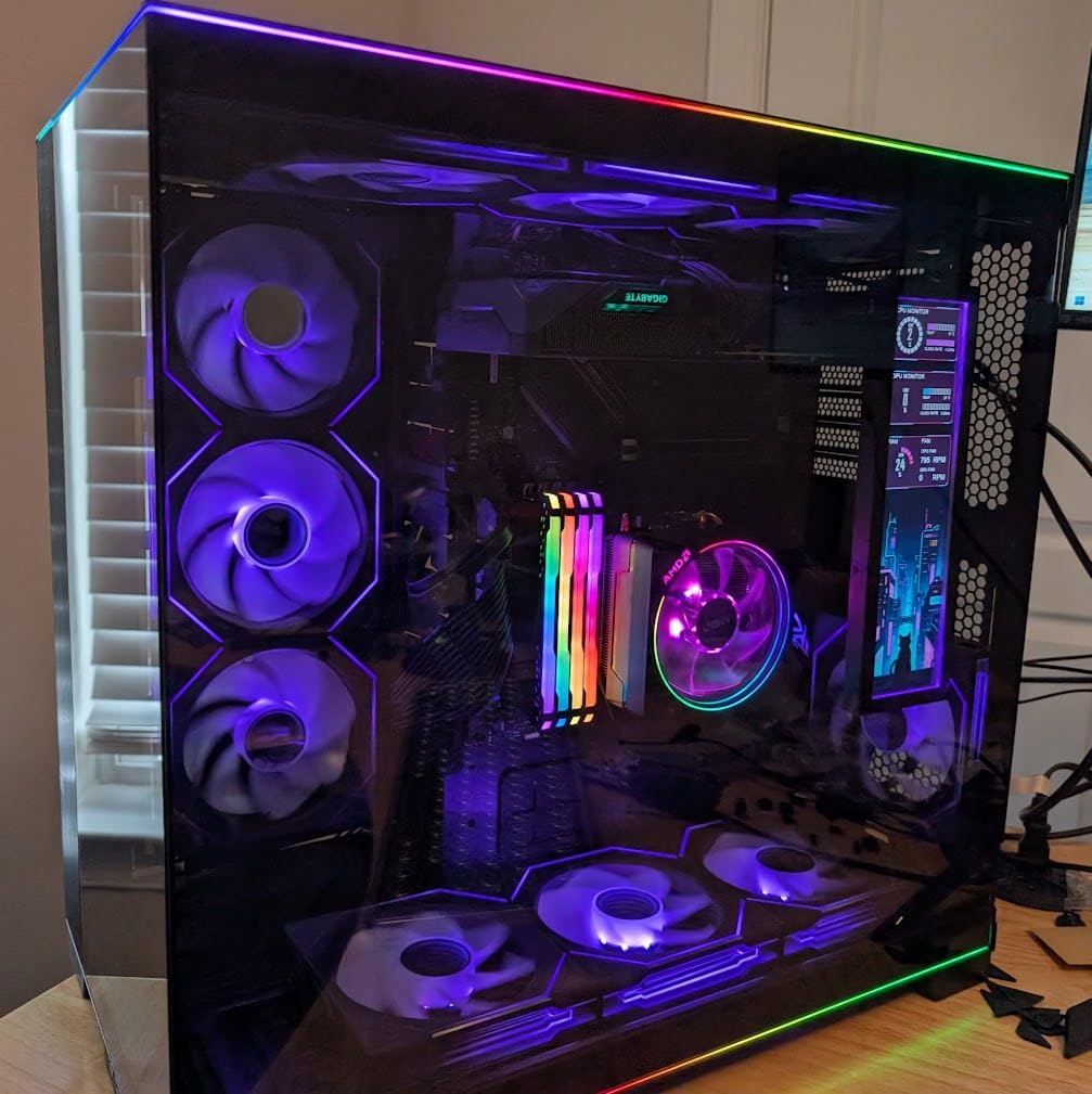 Lian Li O11D EVO RGB Case - Black - O11DERGBX.US | ARGB Lighting Strips, Up to 420mm Radiator, Cable Management, Front and Side Tempered Glass Panels, Reversible Chassis customer photo 1