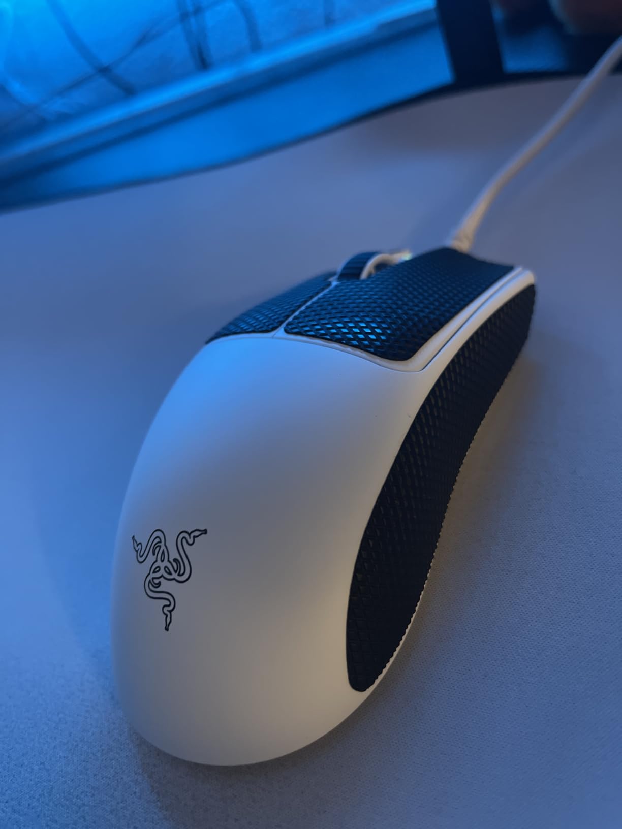 Razer Viper V3 Pro Wireless Esports Gaming Mouse, 54g Lightweight, Black | 35K DPI Optical Sensor, Gen3 Optical Switches, 8 Programmable Controls, 95 Hr Battery, 8000 Hz Polling Rate, for PC & Mac customer photo 1