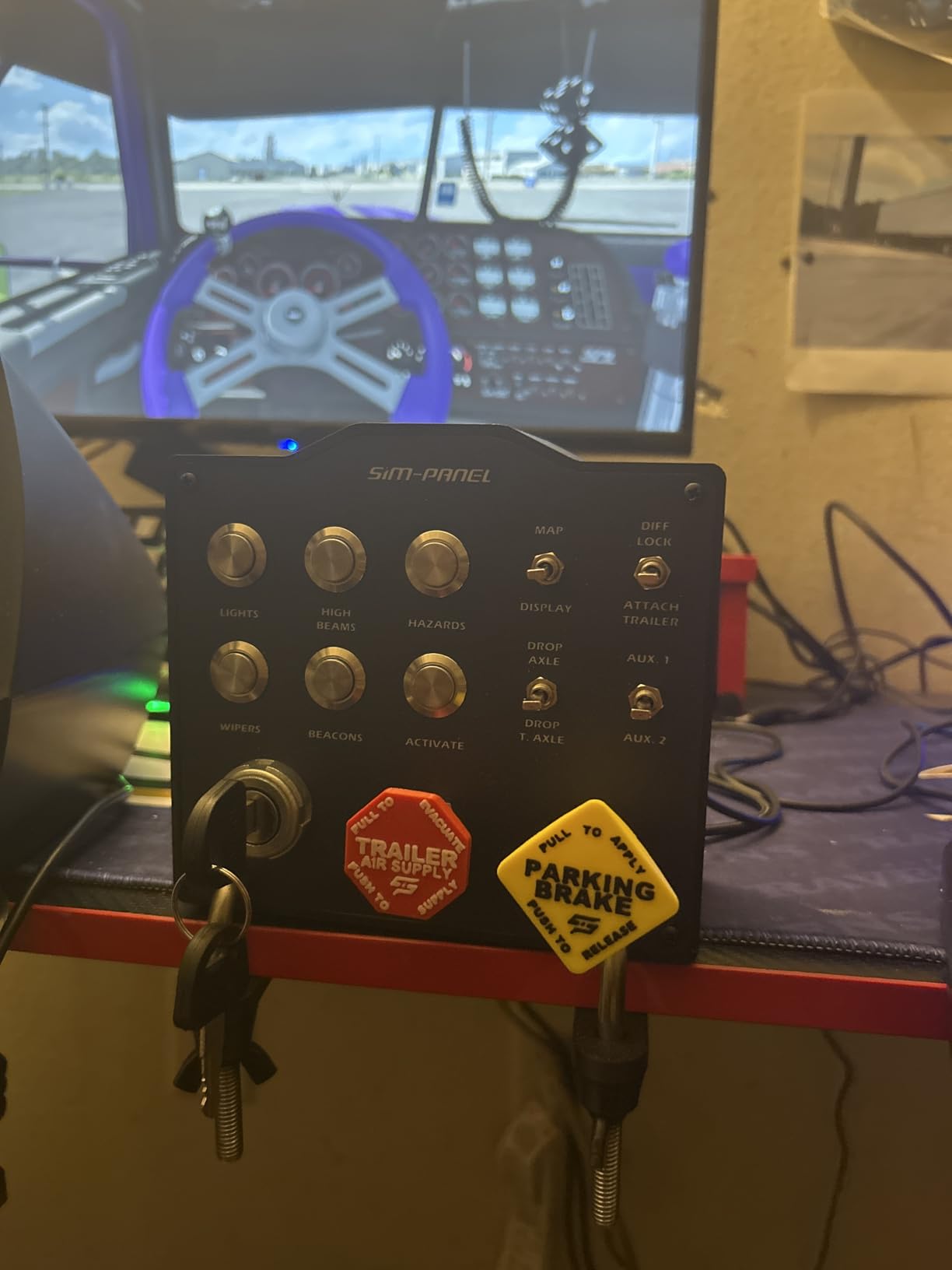 SIM-PANEL HT/HTE Button Box for American Truck Simulator (ATS/ETS2 Button Box) (W/Customizable BACKLIGHTING) customer photo 1