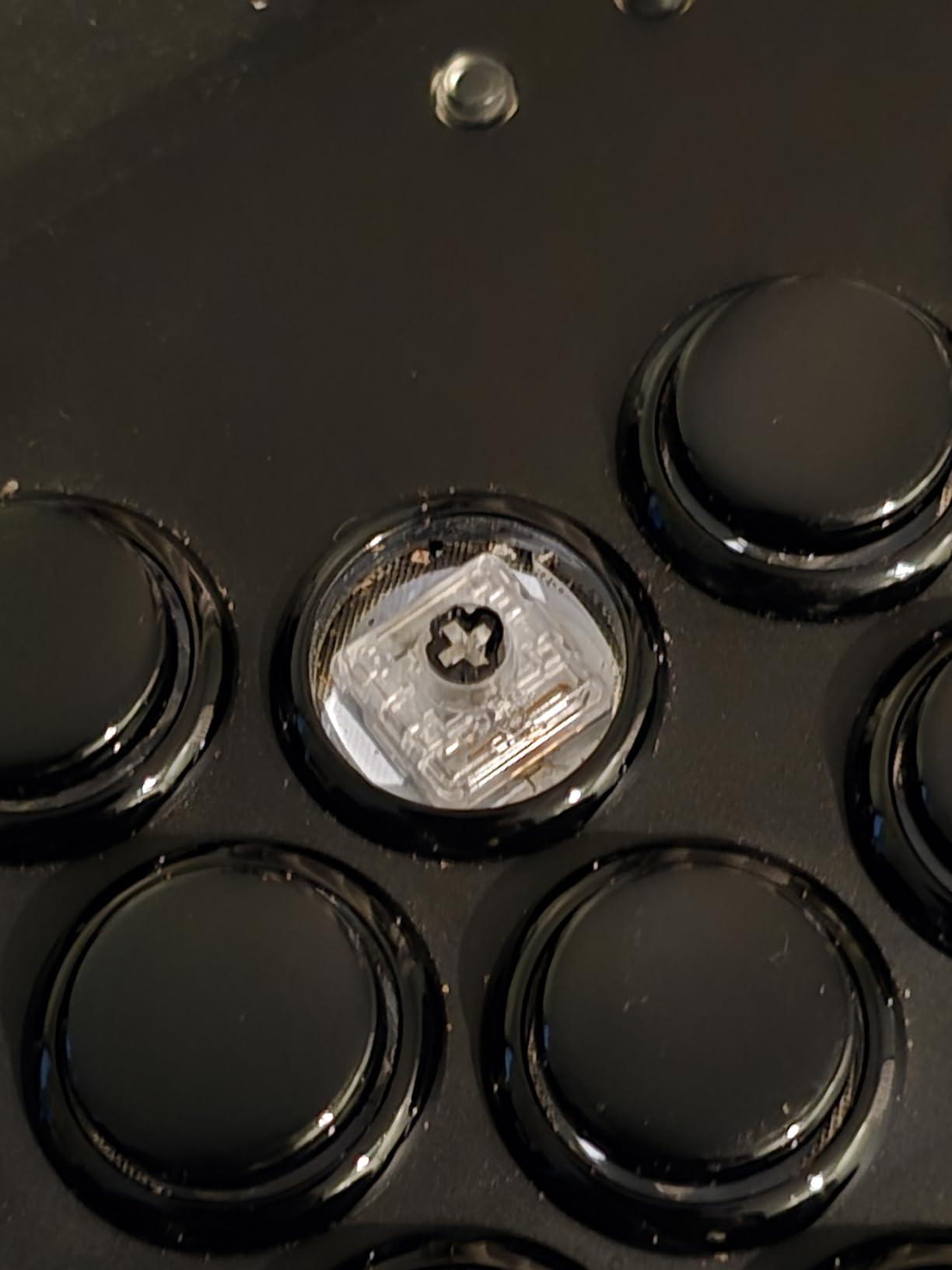 Haute42 Leverless Controller Arcade Stick: Haute42 R16 Black Leverless Controller with Rims, Premium Black Leverless Controller with Crystal Low-Profile Switch for PC/PS4/Switch Game, Support Hot Swap & SOCD customer photo 2