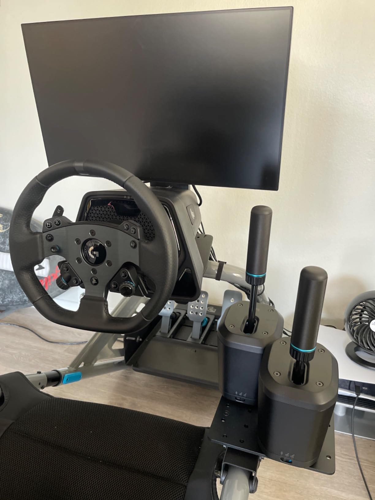 Logitech G RS Sim Racing Shifter & Handbrake (With Mode Switching) | Easy mode switching, height-adjustable handle, for RS & PRO Series, compatible with PlayStation, Xbox, & PC sim racing units customer photo 1
