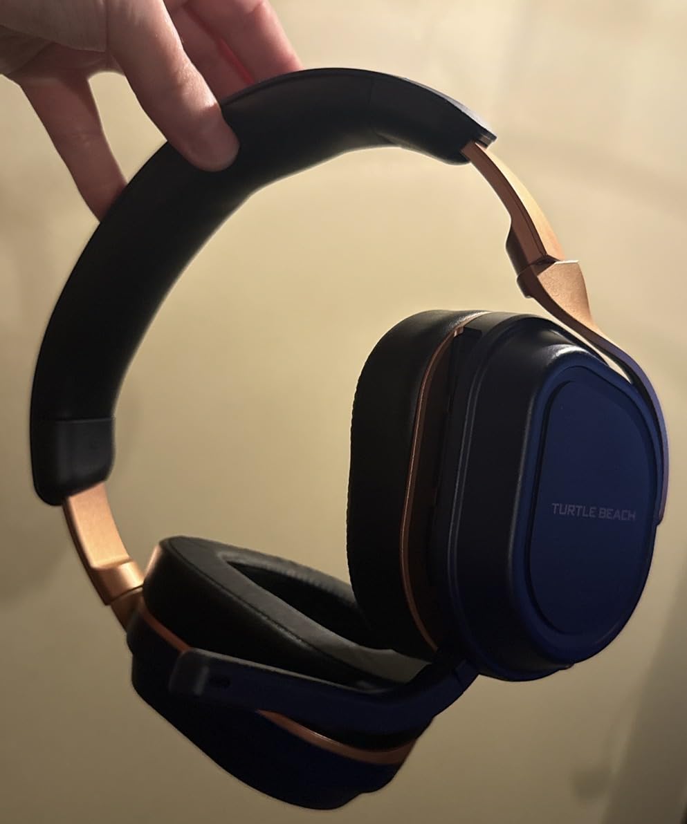 Turtle Beach Stealth 700 Wireless Gaming Headset for Xbox, PS5, PC, Mobile | Xbox Series X|S, Xbox One, PlayStation, Multiplatform, Bluetooth, 60mm Dual Drivers, 80-Hr Battery, Flip-to-Mute Mic, Black customer photo 2