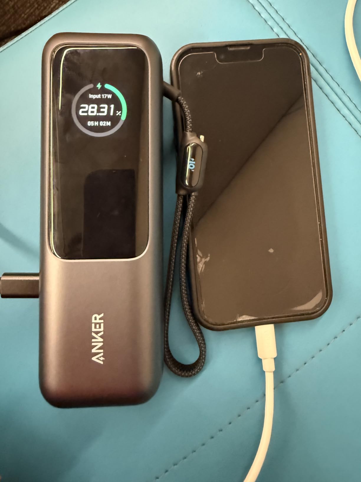 Anker Laptop Power Bank, 25,000mAh 165W Total Output with 3 USB-C Ports and Built-In Retractable Cables customer photo 1