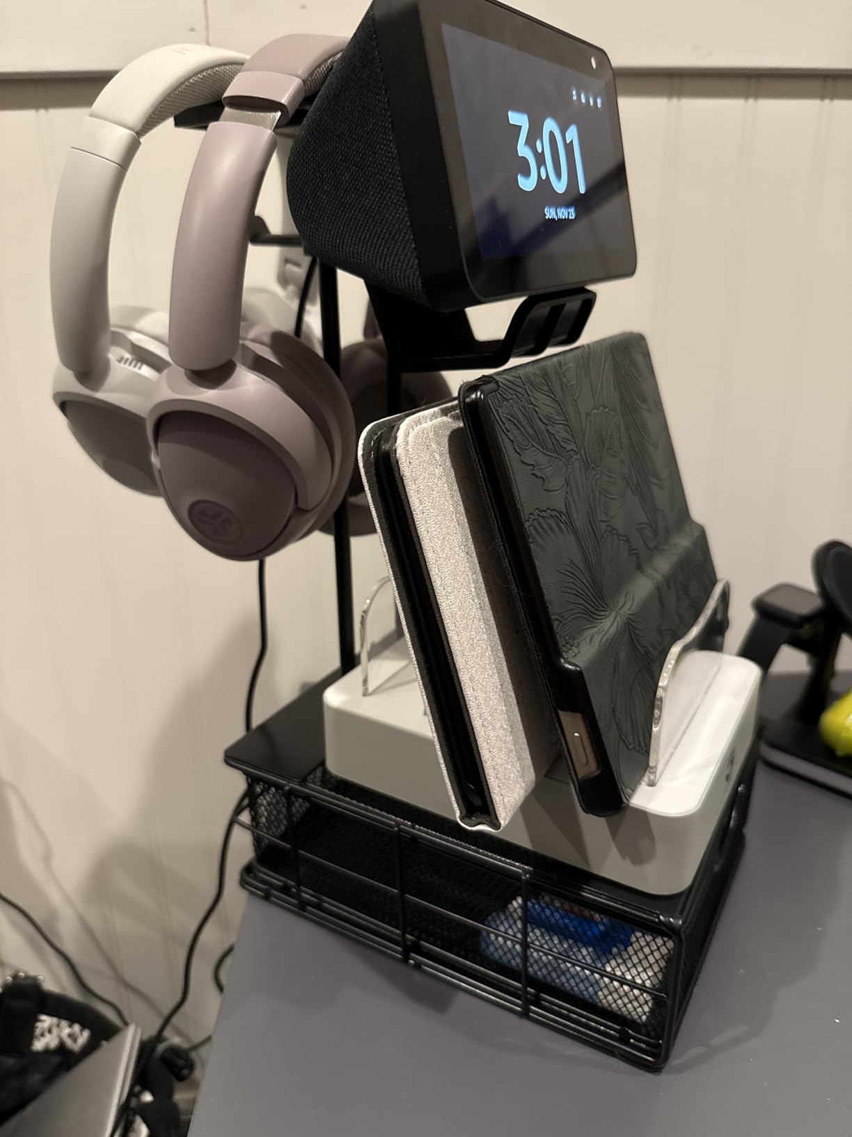 KDD Headphone Stand with Drawer - Headset & Controller Holder for Desk - Aluminum Supporting Bar Earphone Stand with Cable Organizer - Universal Gaming PC Accessories Storage customer photo 2
